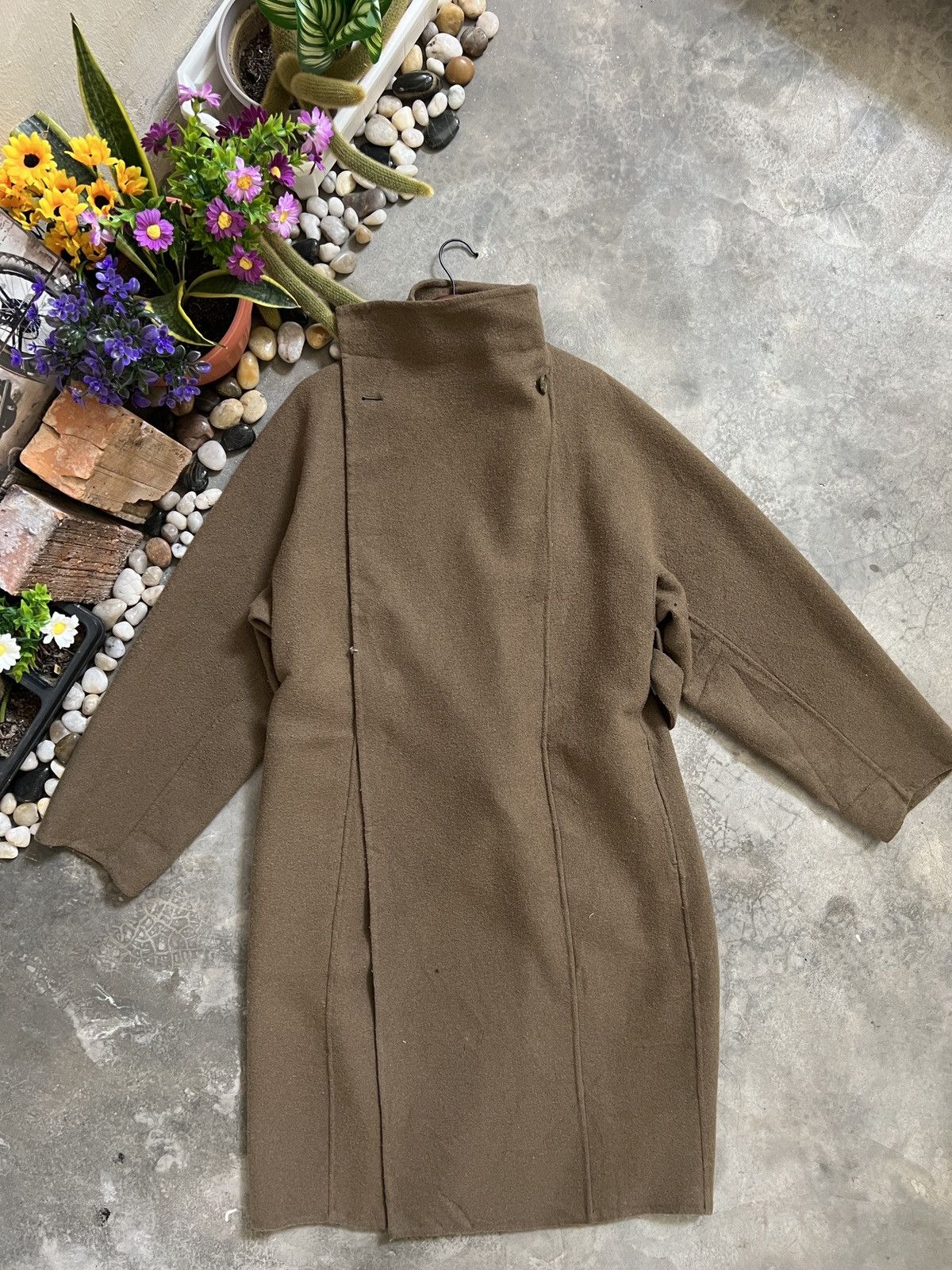 Jun Takahashi × Undercover Steals 🔥 Undercover X Uniqlo Wool/Warm Trench Coat Size US M / EU 48-50 / 2 - 8 Thumbnail