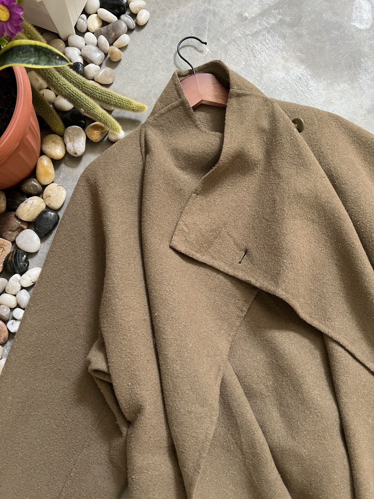 Jun Takahashi × Undercover Steals 🔥 Undercover X Uniqlo Wool/Warm Trench Coat Size US M / EU 48-50 / 2 - 4 Thumbnail