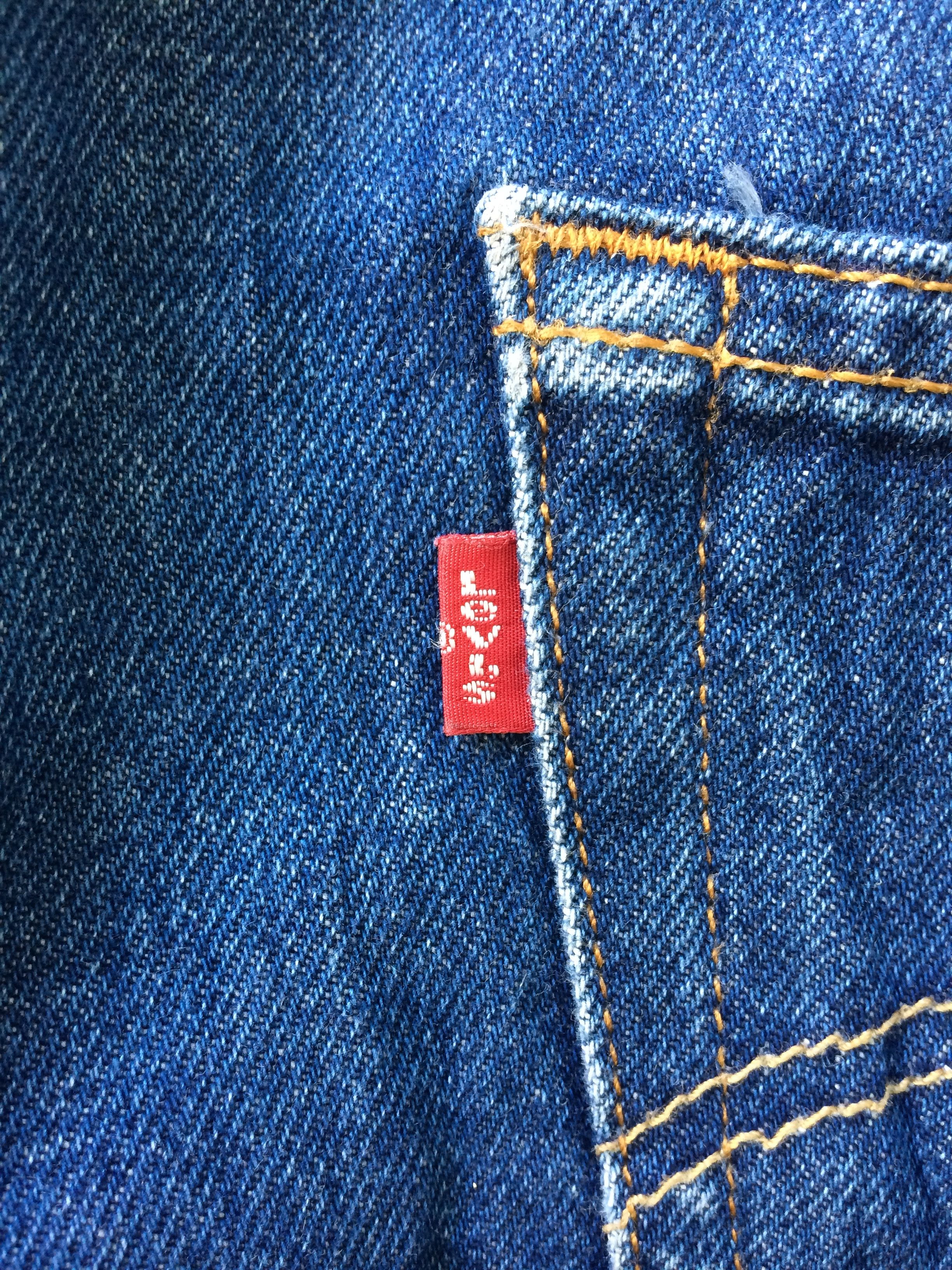 Levi's Vintage Blue Wash Levis 501 Jeans #B-818 Size US 39 - 10 Thumbnail