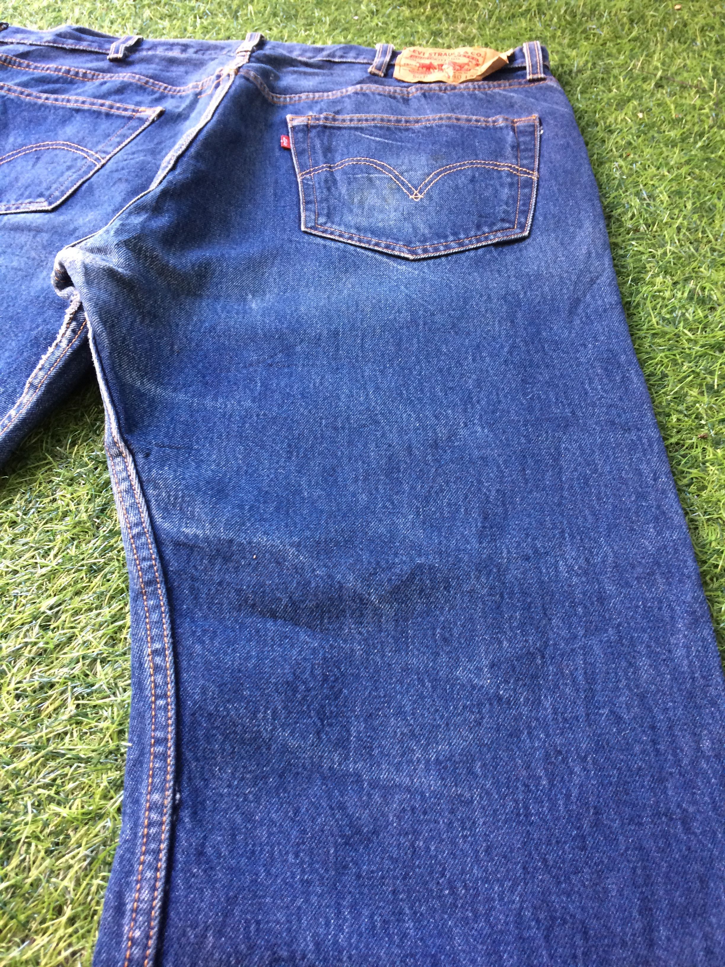 Levi's Vintage Blue Wash Levis 501 Jeans #B-818 Size US 39 - 7 Thumbnail