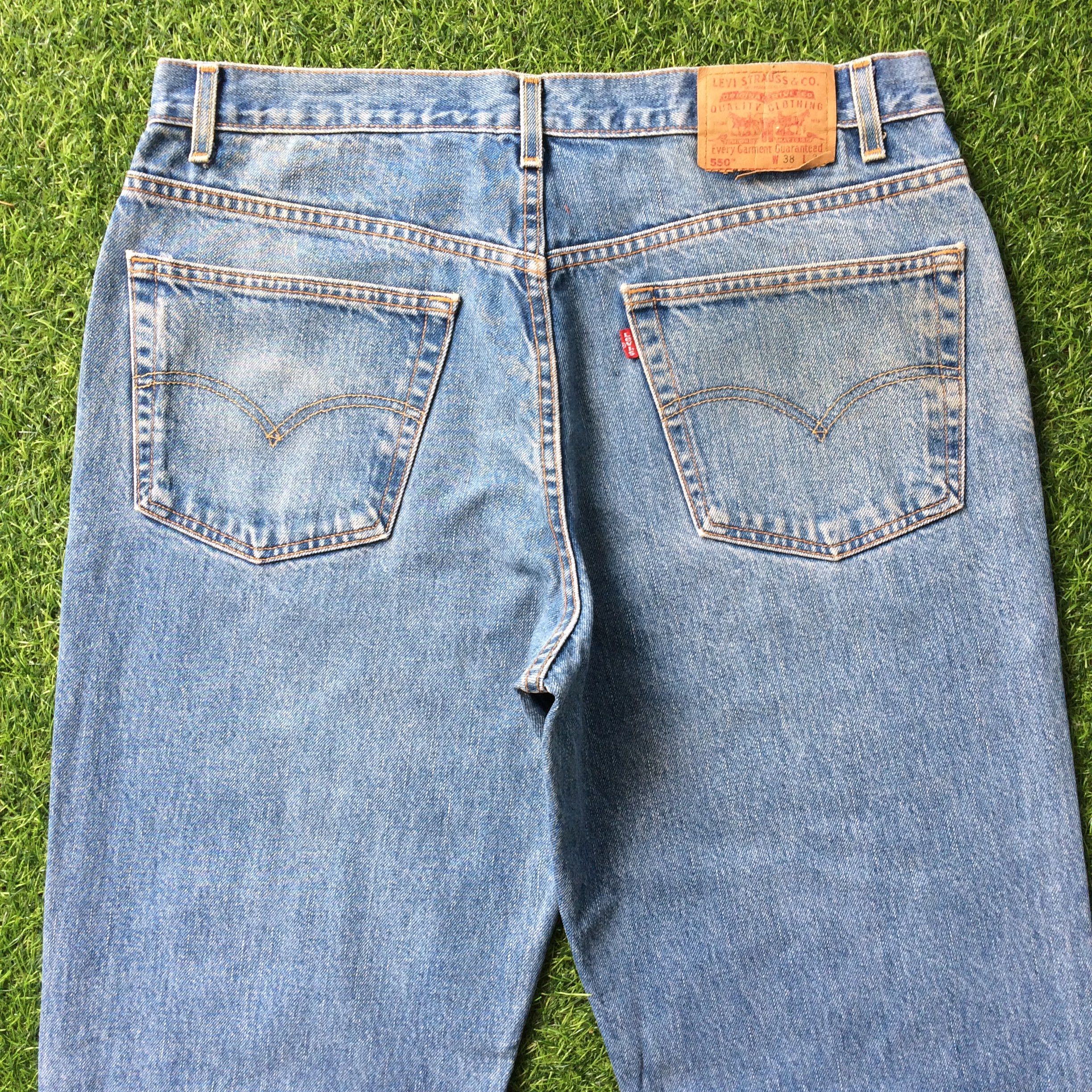 Levi's Vintage Blue Wash Levis 550 Jeans #B-747 Size US 37 - 4 Thumbnail