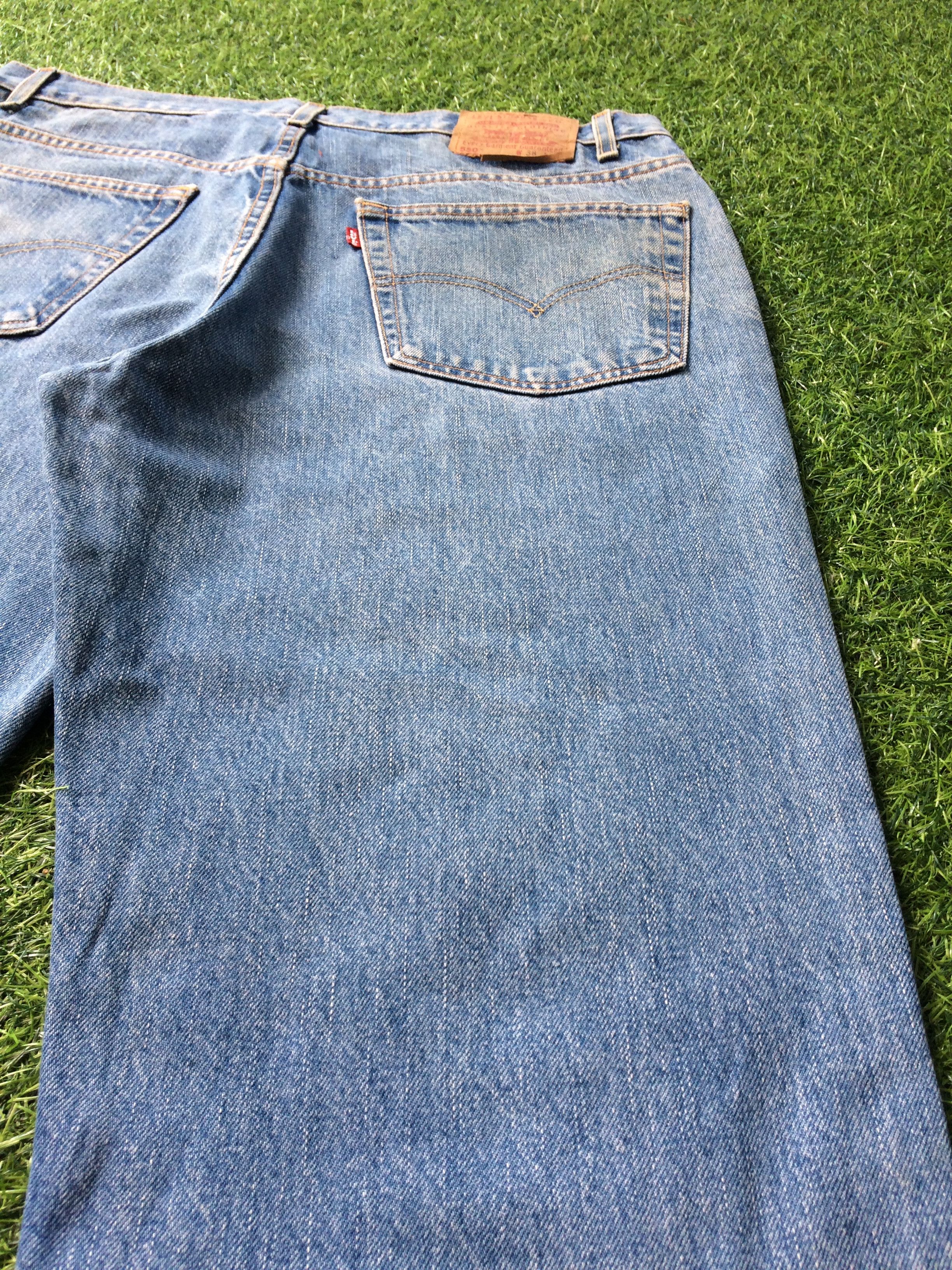 Levi's Vintage Blue Wash Levis 550 Jeans #B-747 Size US 37 - 8 Thumbnail