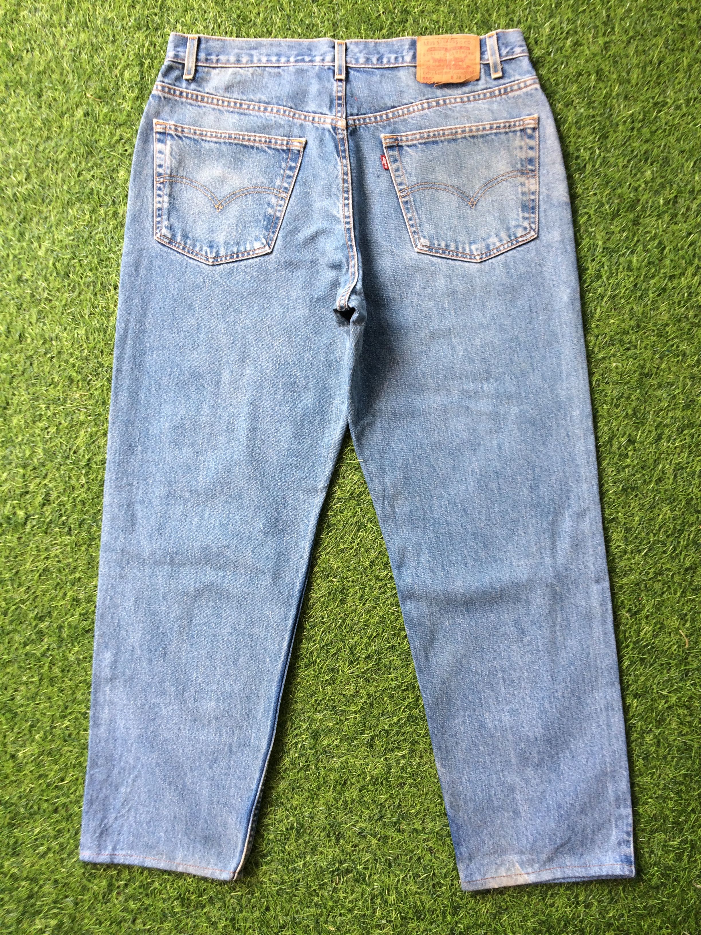 Levi's Vintage Blue Wash Levis 550 Jeans #B-747 Size US 37 - 2 Thumbnail