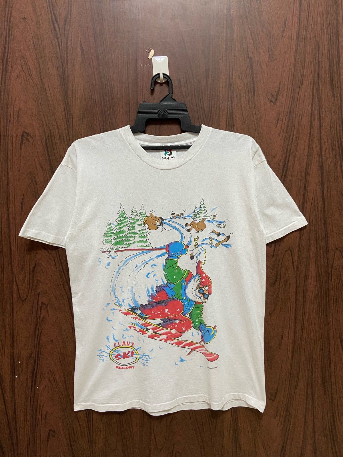 Signal Sport Vintage Santa Ski t shirt signal merry christmas fit L Size US L / EU 52-54 / 3 - 1 Thumbnail
