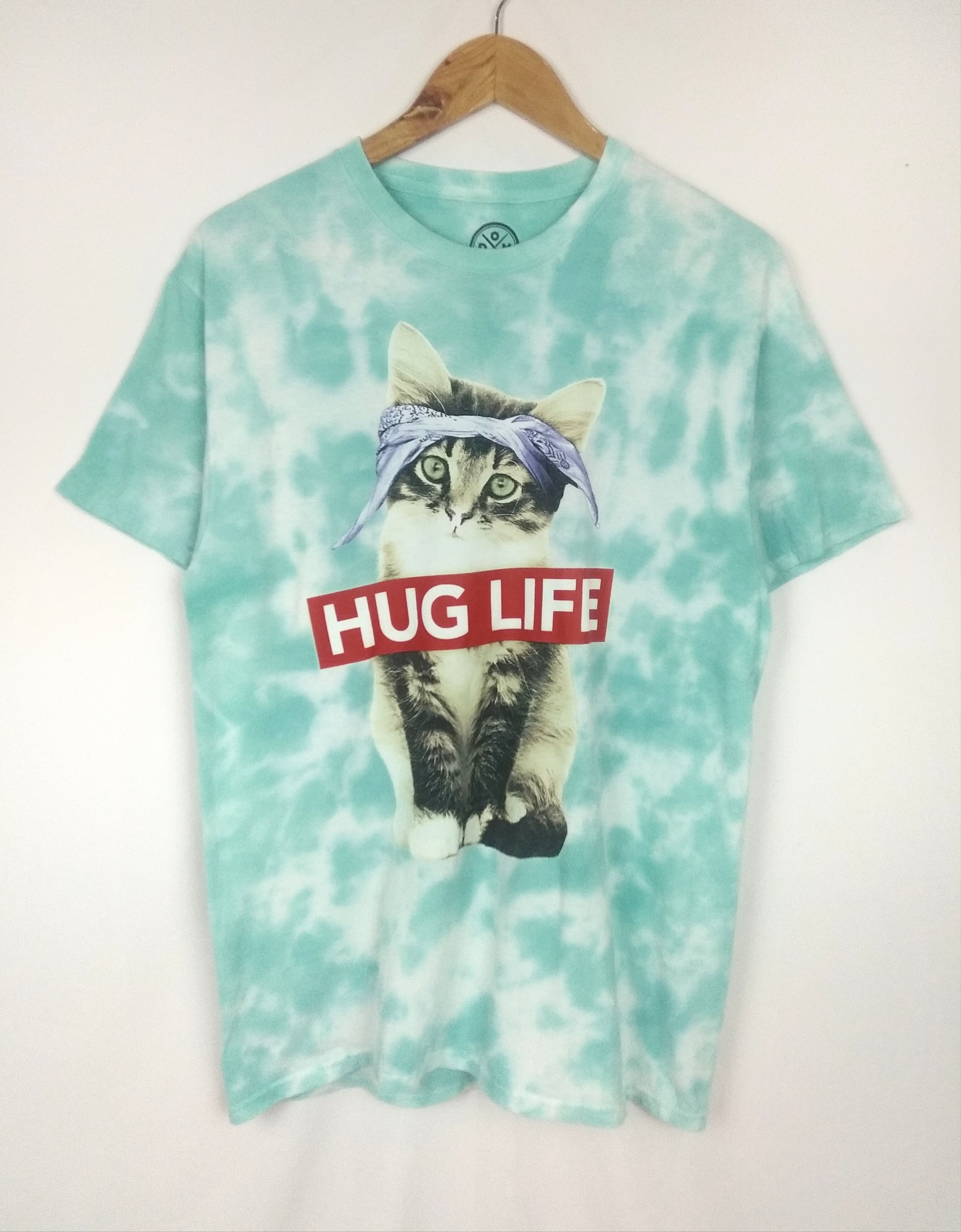 Cat tie dye big print art tshirt tupac style hug live