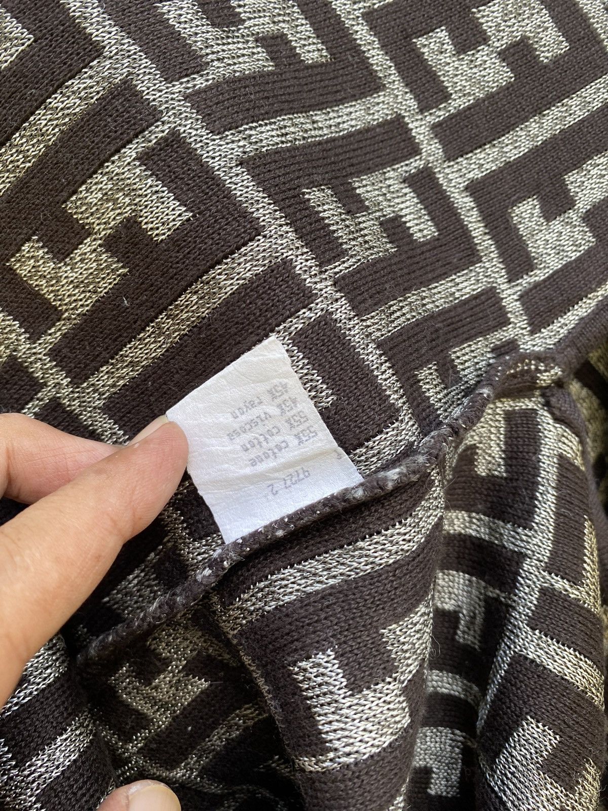 Fendi Luxurious Viscose cotton pullover by FENDI Size US M / EU 48-50 / 2 - 4 Thumbnail