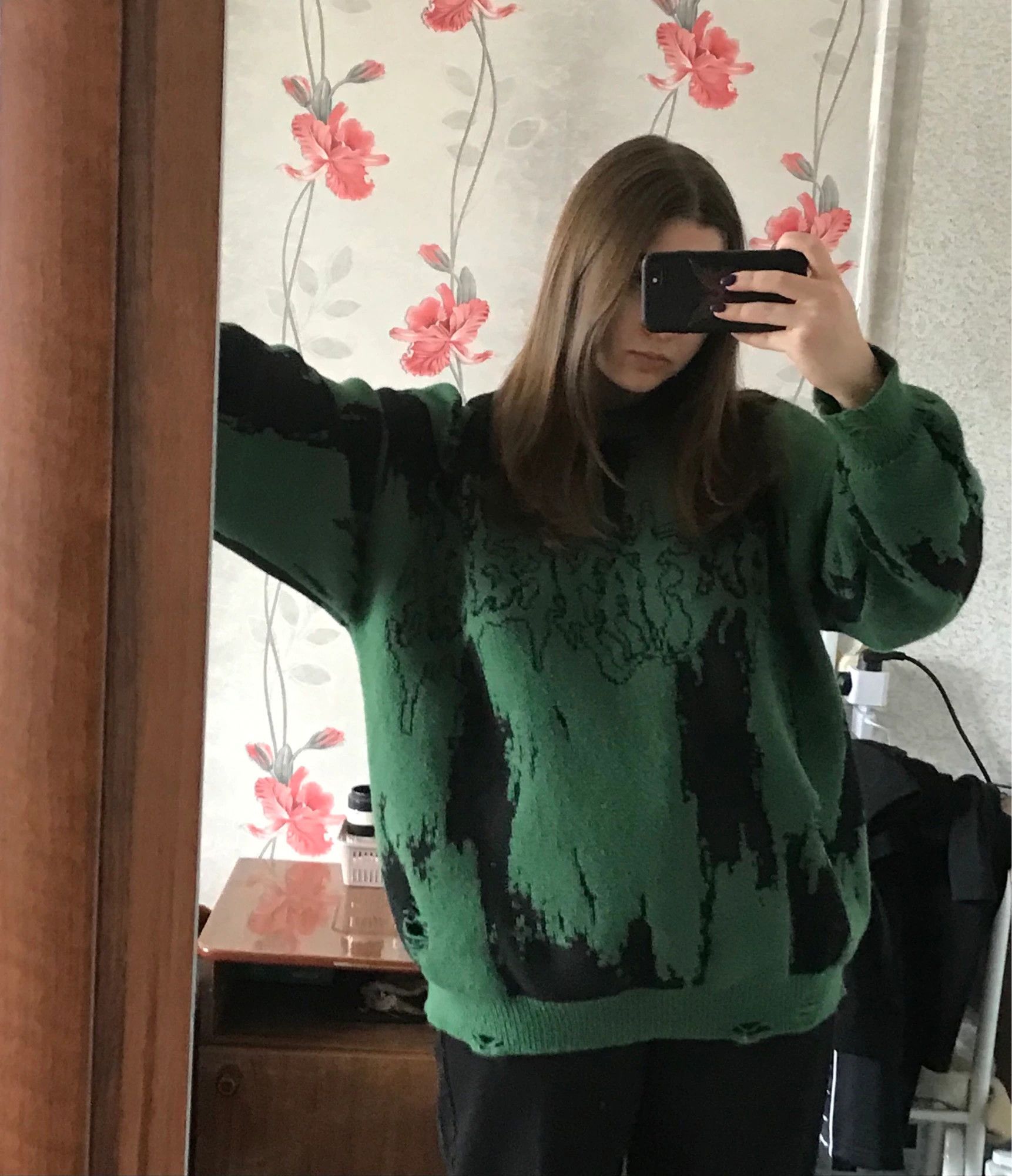 Other Ripped Letter Sweater Size US L / EU 52-54 / 3 - 6 Thumbnail