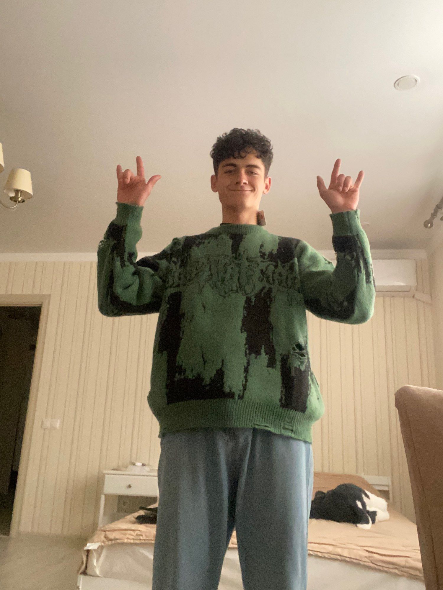Other Ripped Letter Sweater Size US L / EU 52-54 / 3 - 7 Thumbnail