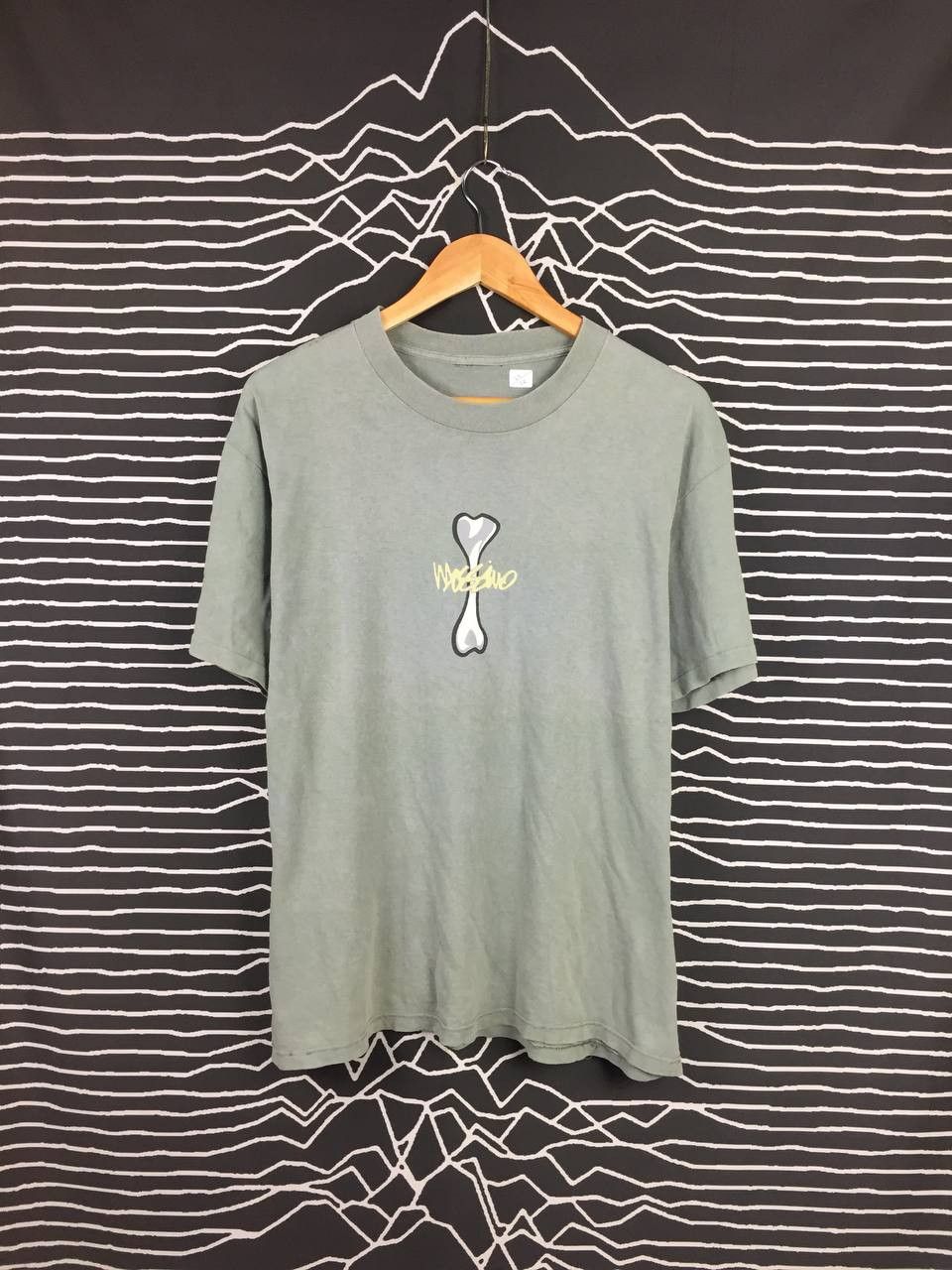 Mossimo Vtg Mossimo Skateboards Bone Graphic Tee Size US L / EU 52-54 / 3 - 2 Thumbnail
