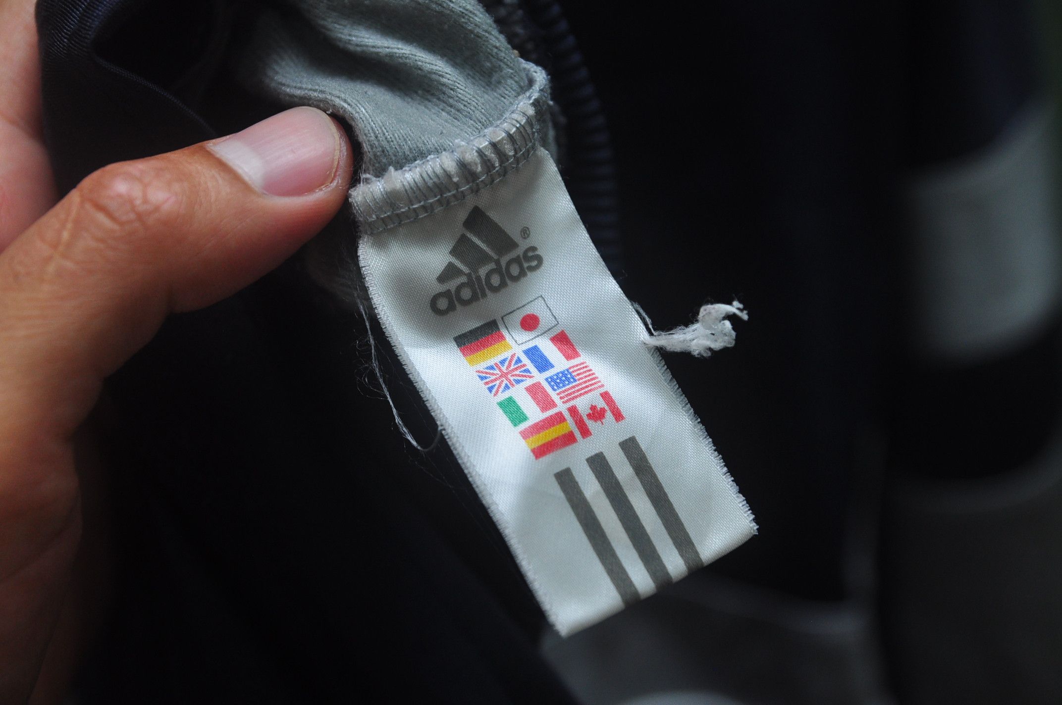Adidas Vintage 90s Adidas Sweater / track stripe athletic Size US XL / EU 56 / 4 - 7 Thumbnail
