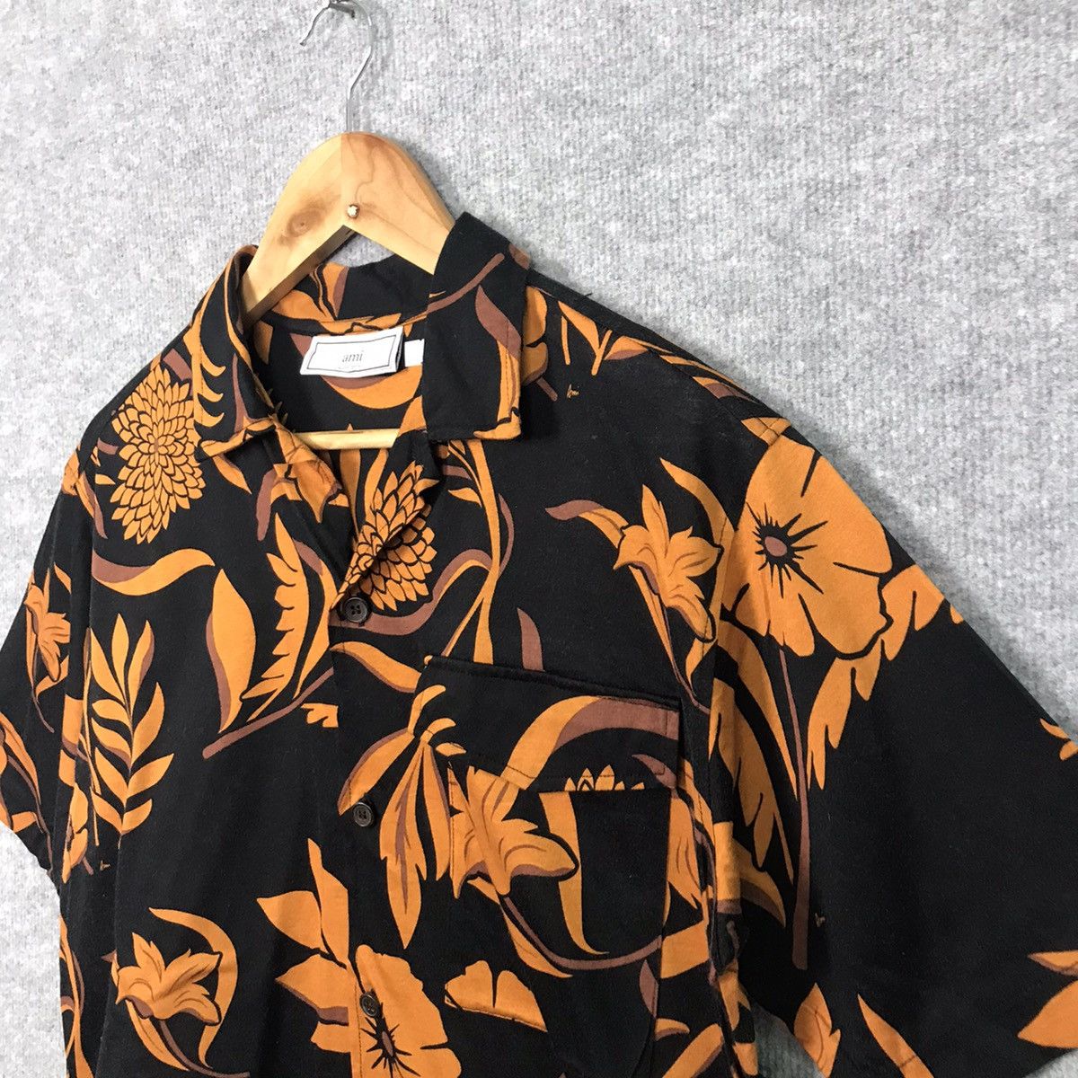 AMI Rare🔥AMI HAWAII BUTTON UP SHIRT Size US M / EU 48-50 / 2 - 3 Thumbnail