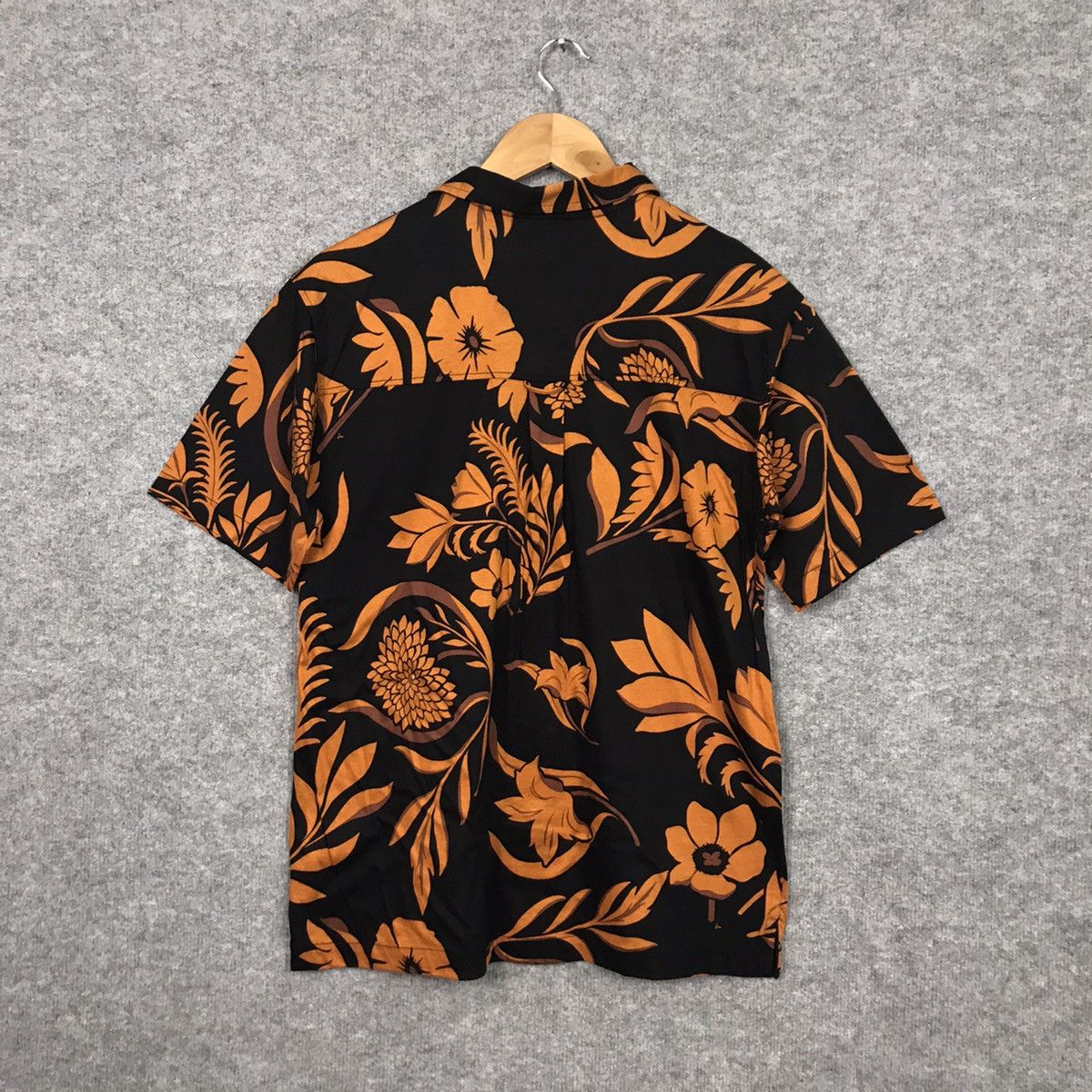 AMI Rare🔥AMI HAWAII BUTTON UP SHIRT Size US M / EU 48-50 / 2 - 4 Thumbnail