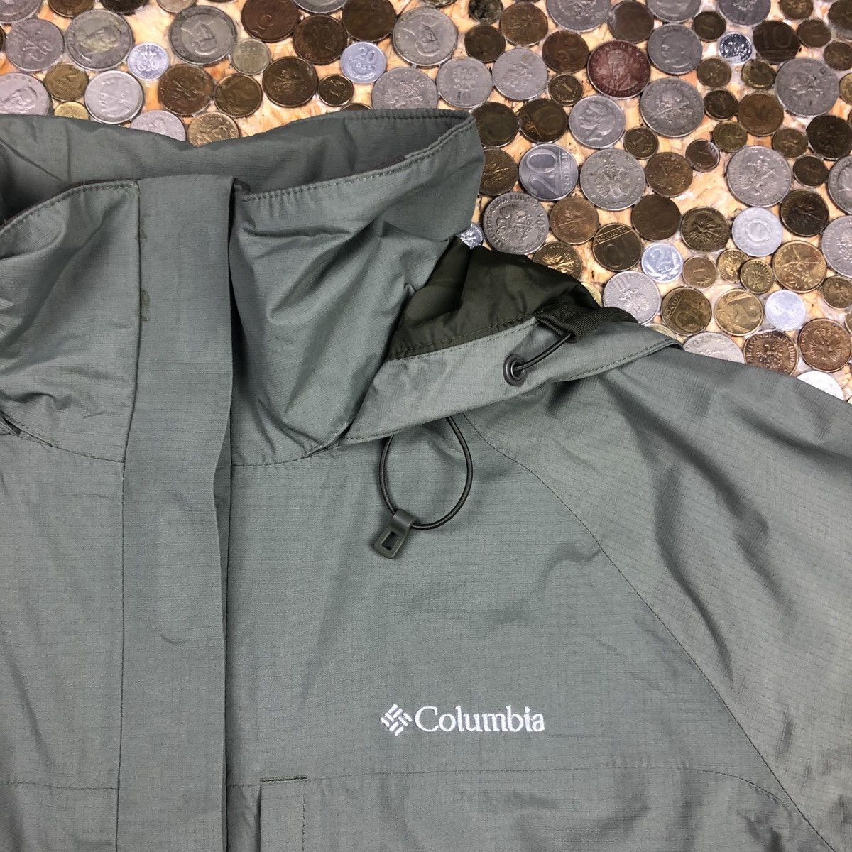Columbia Columbia Vintage light raining jacket Size US L / EU 52-54 / 3 - 2 Thumbnail