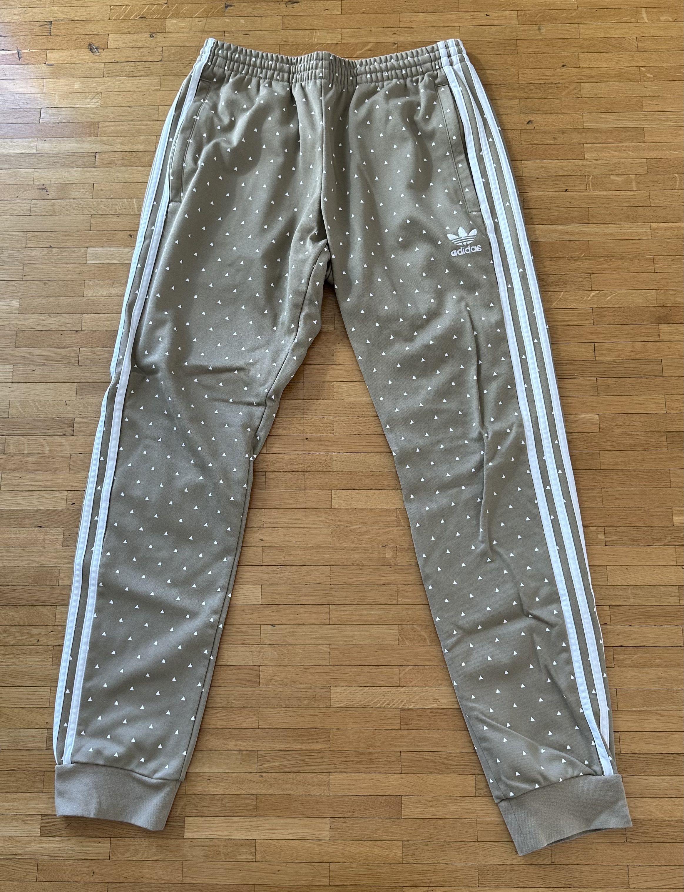 Adidas × Pharrell Mocha Adidas x Pharrell Sweatpants size M Size US 32 / EU 48 - 1 Thumbnail