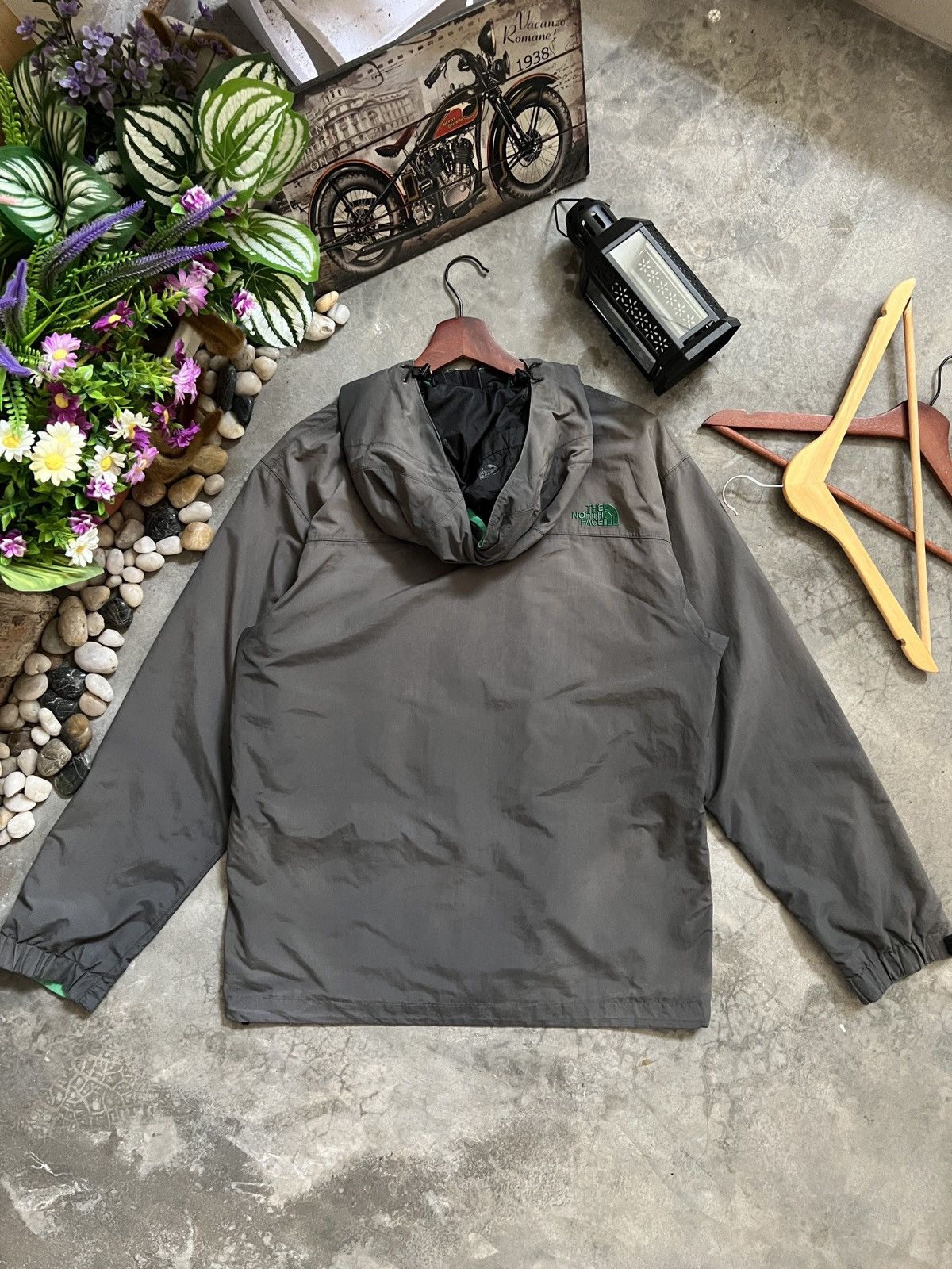 The North Face × Vintage VTG 🔥 The North Face Retro X Faded Jacket Size US L / EU 52-54 / 3 - 5 Thumbnail