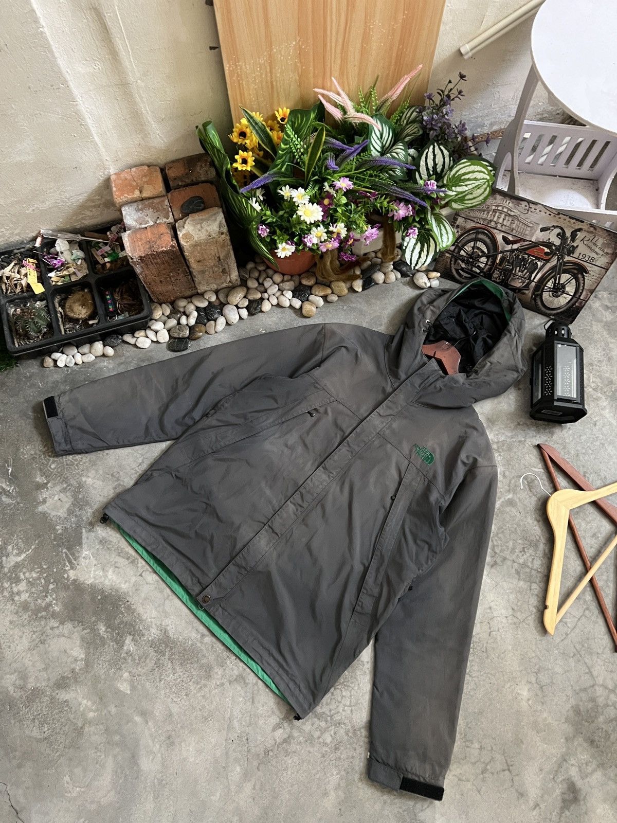 The North Face × Vintage VTG 🔥 The North Face Retro X Faded Jacket Size US L / EU 52-54 / 3 - 22 Thumbnail