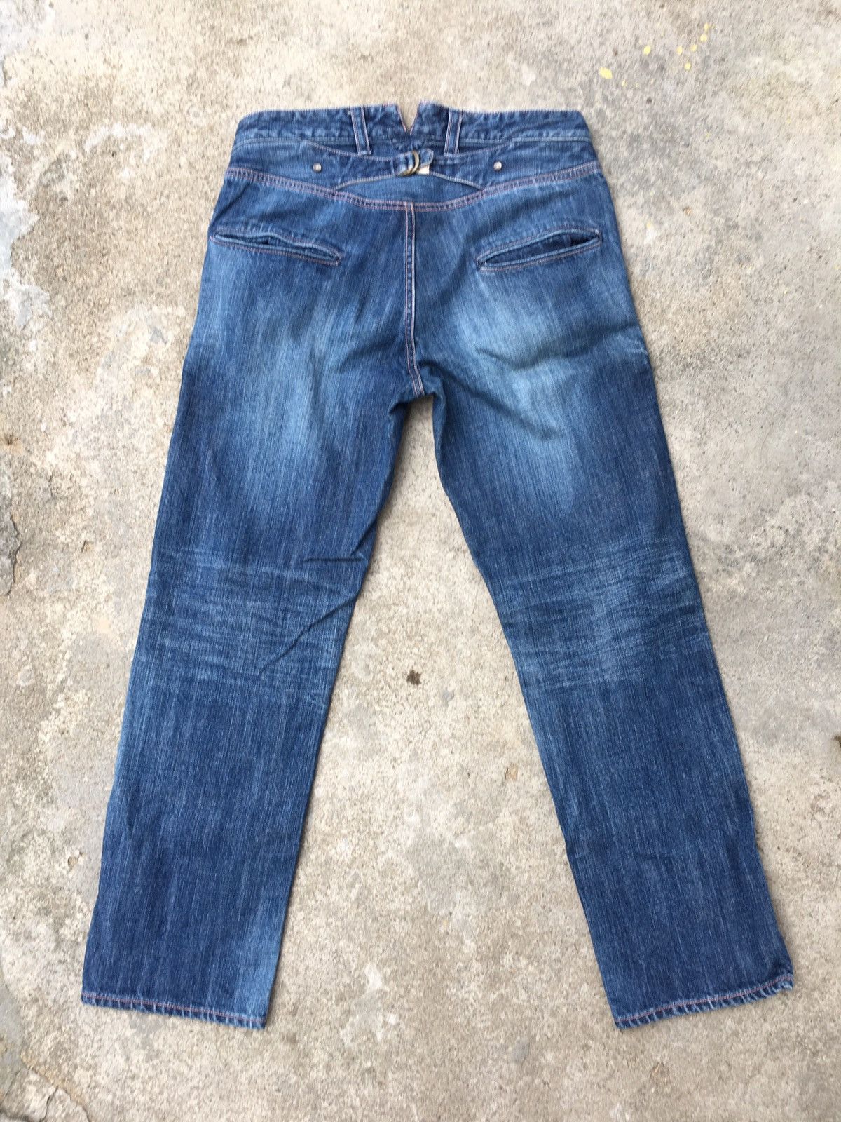 Japanese Brand Japanese brand Veritecoeur buckle back denim jeans Size US 32 / EU 48 - 2 Thumbnail