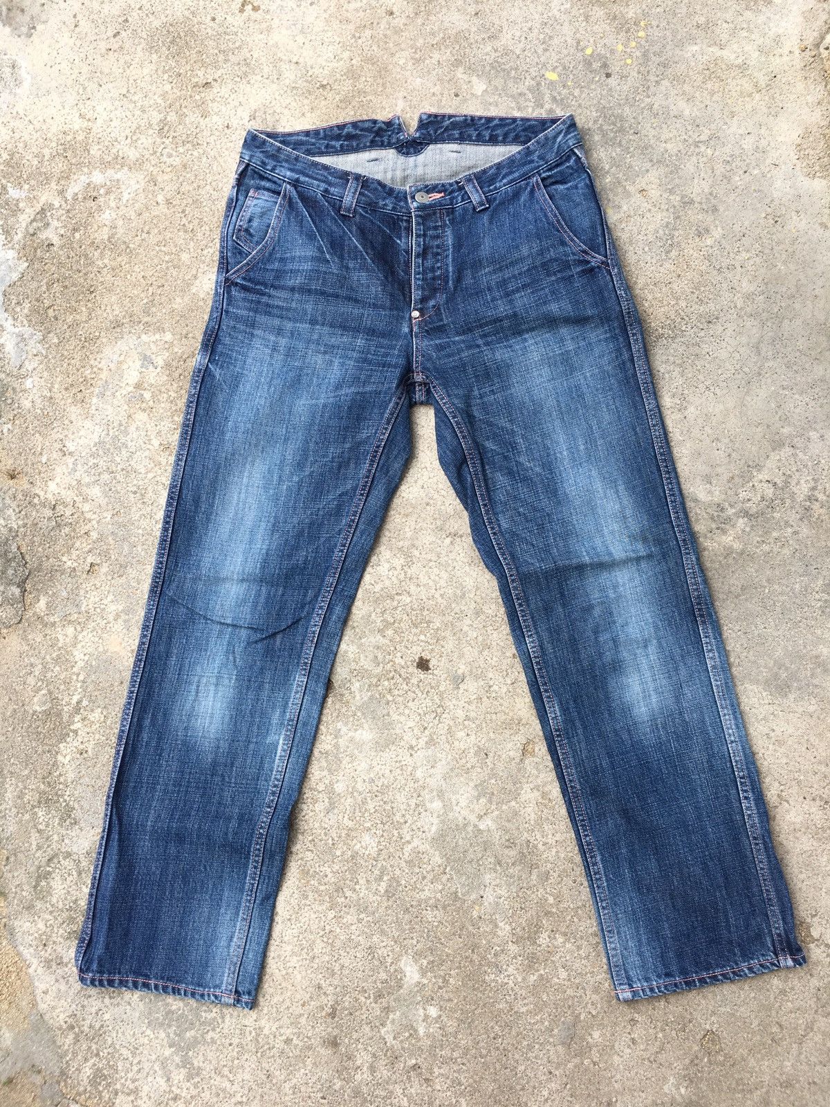Japanese Brand Japanese brand Veritecoeur buckle back denim jeans Size US 32 / EU 48 - 1 Thumbnail