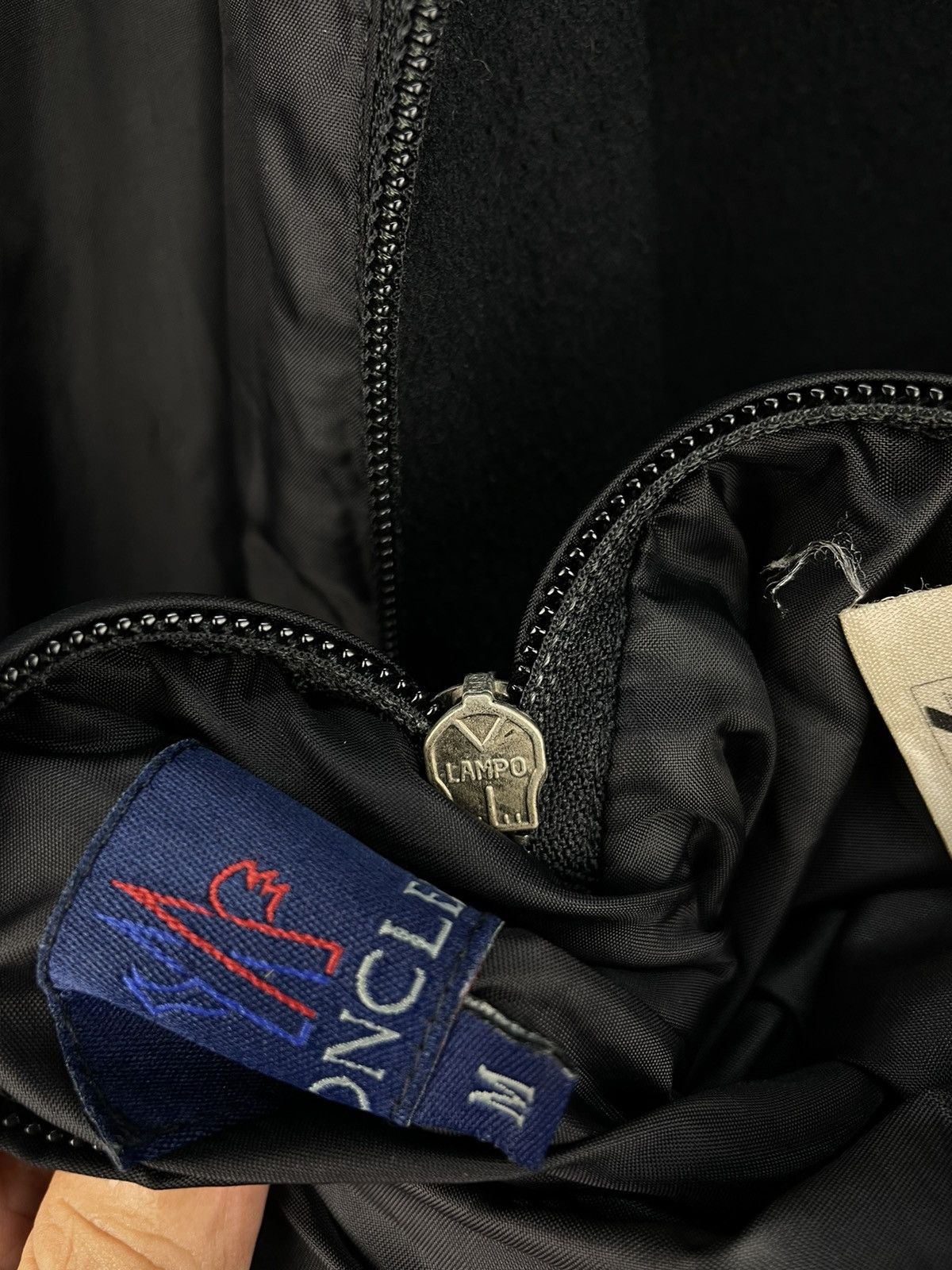 Moncler Vintage Moncler reversible jacket with hoodie Size US L / EU 52-54 / 3 - 13 Thumbnail