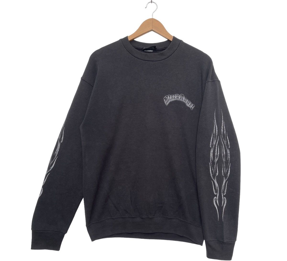 Japanese Brand Vintage 90s Black Angel Big Logo Sweatshirt | Punker | L Size US L / EU 52-54 / 3 - 7 Thumbnail