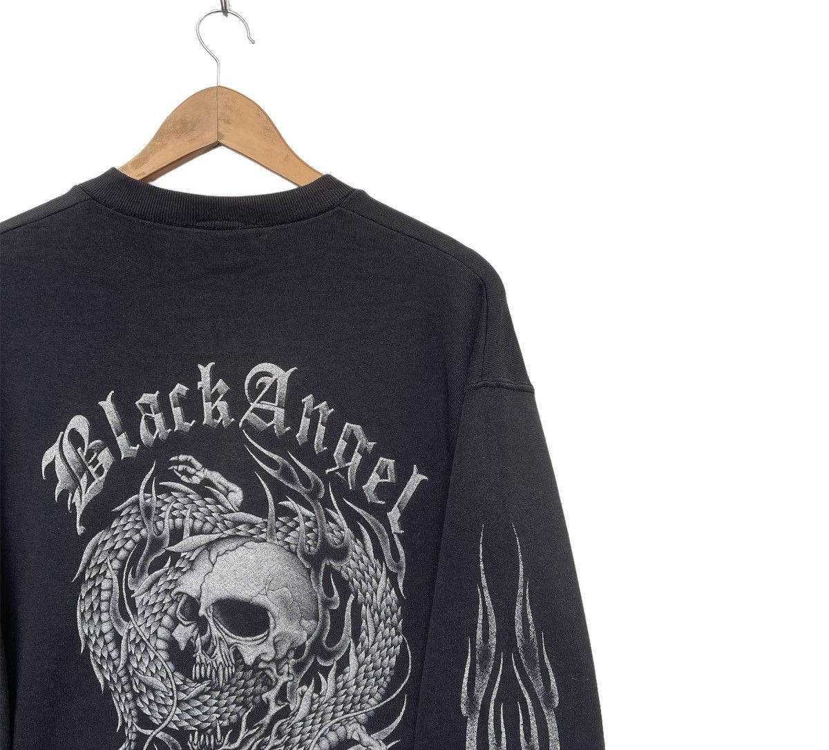 Japanese Brand Vintage 90s Black Angel Big Logo Sweatshirt | Punker | L Size US L / EU 52-54 / 3 - 3 Thumbnail
