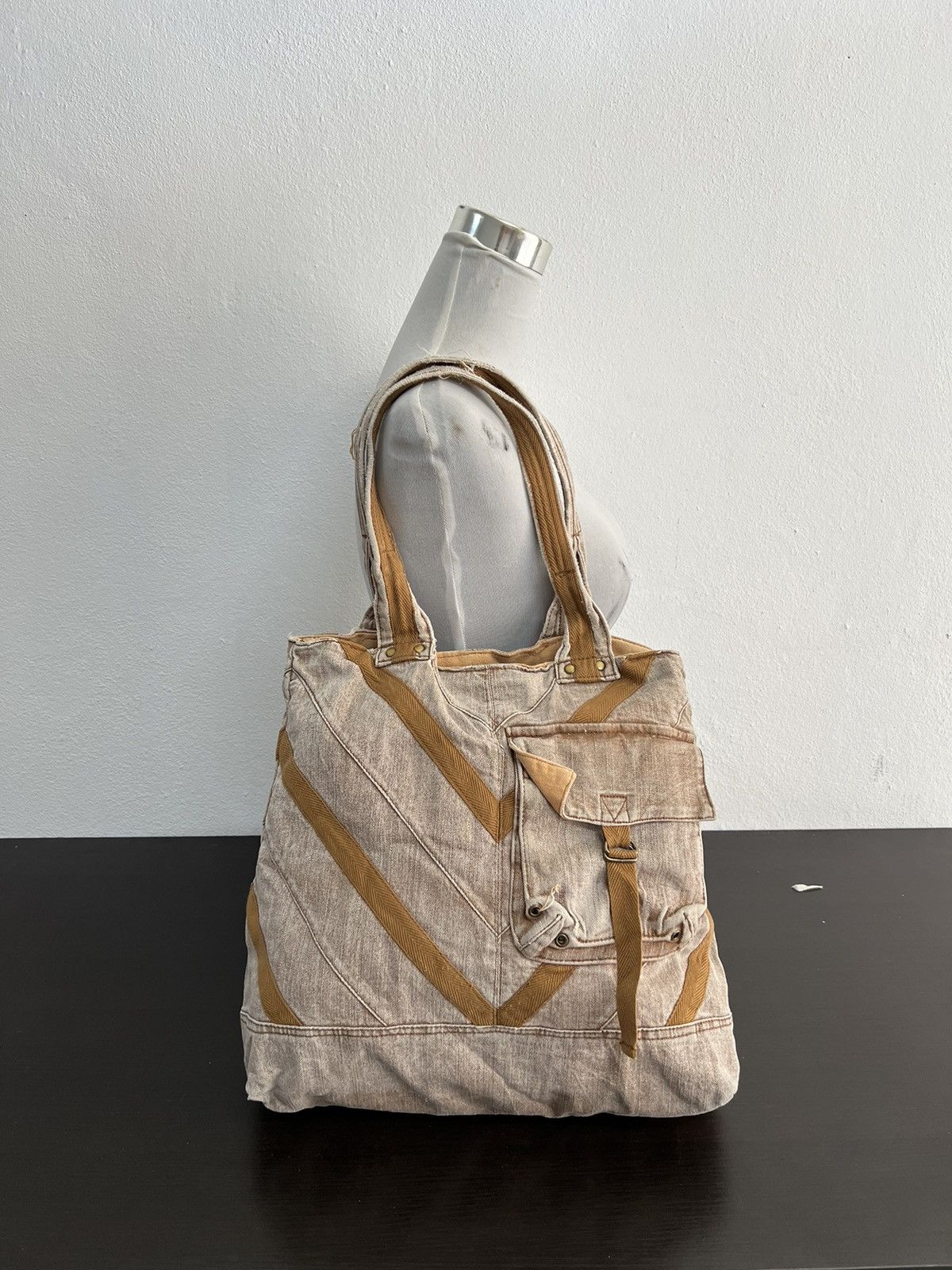 Japanese Brand Japanese Brand Cube Sugar Tactical Multipocket Tote Bag Size ONE SIZE - 2 Thumbnail