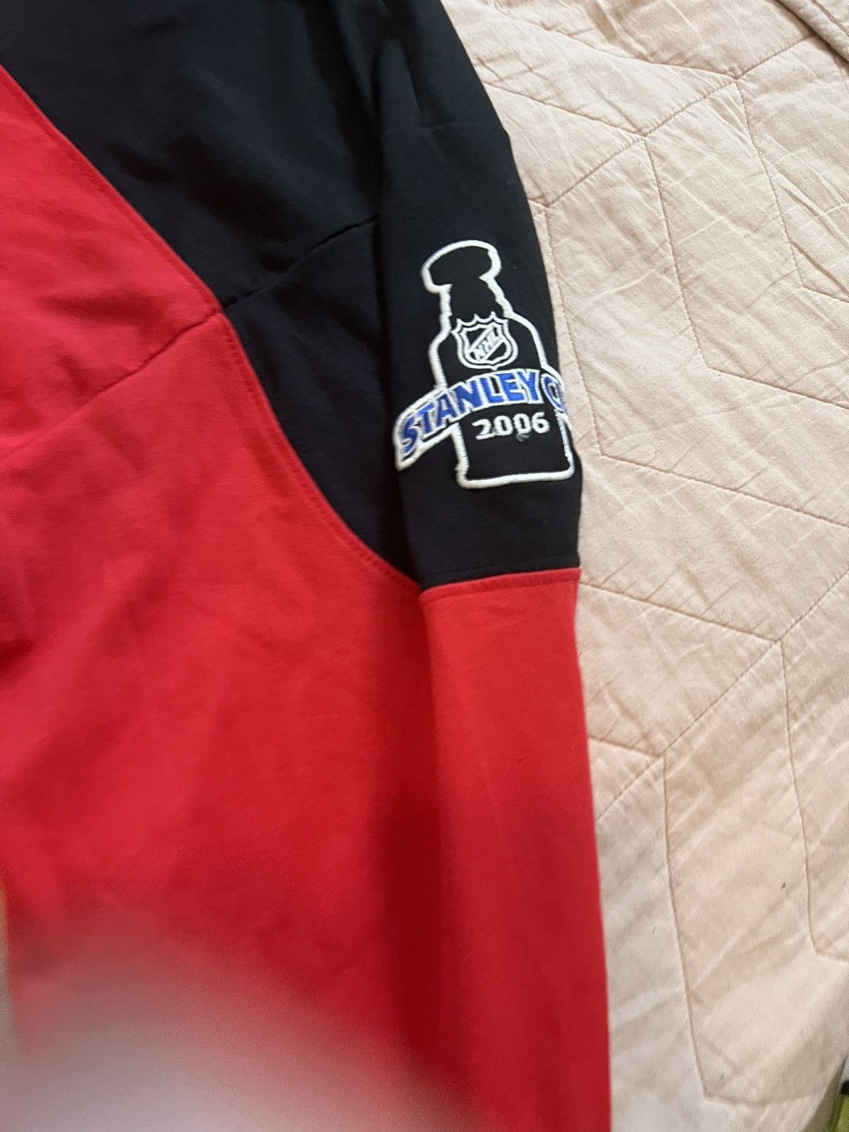 NHL × Vintage *XL*Vintage Carolina hurricane 2006 championships T-shirt Size US XL / EU 56 / 4 - 3 Thumbnail