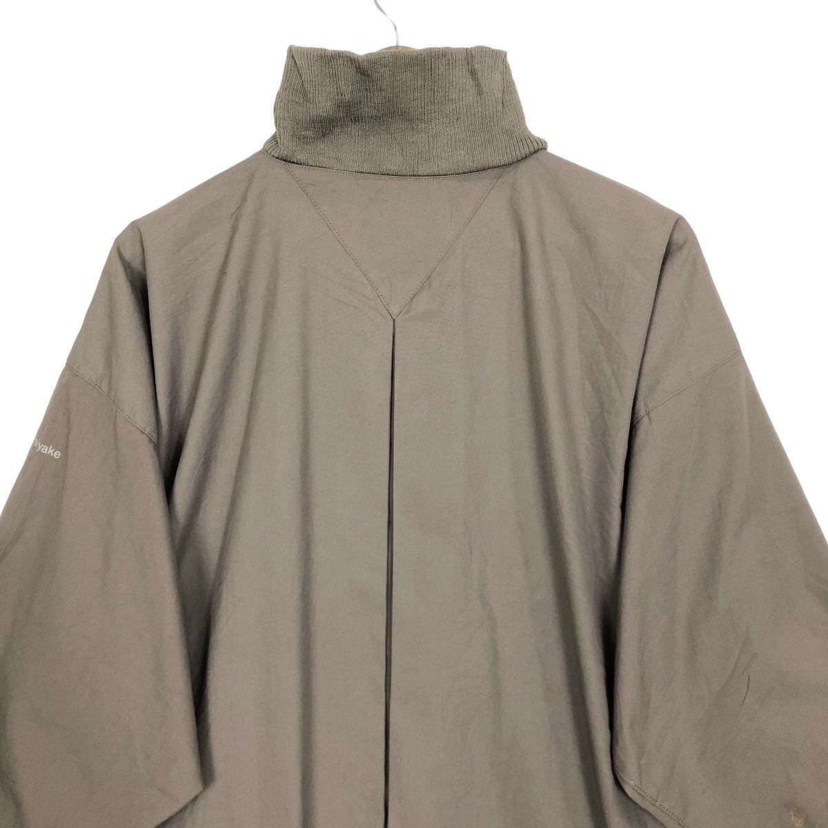 Issey Miyake Vintage IM Issey Miyake Oversized Cotton Car Coat Size US L / EU 52-54 / 3 - 15 Thumbnail