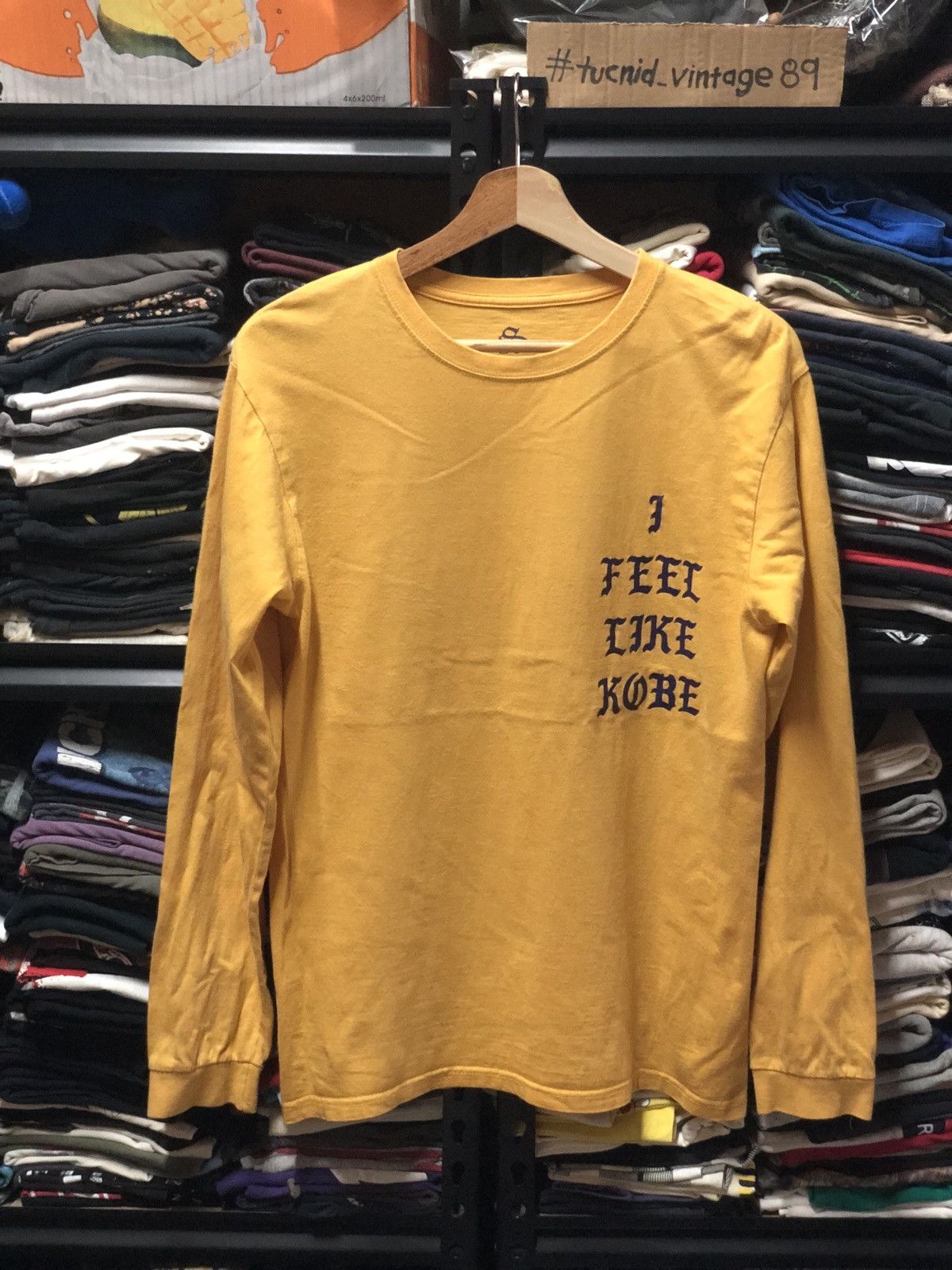Band Tees Kanye West "I Like Feel Kobe" LongSleeve Tshirt Size US S / EU 44-46 / 1 - 1 Thumbnail