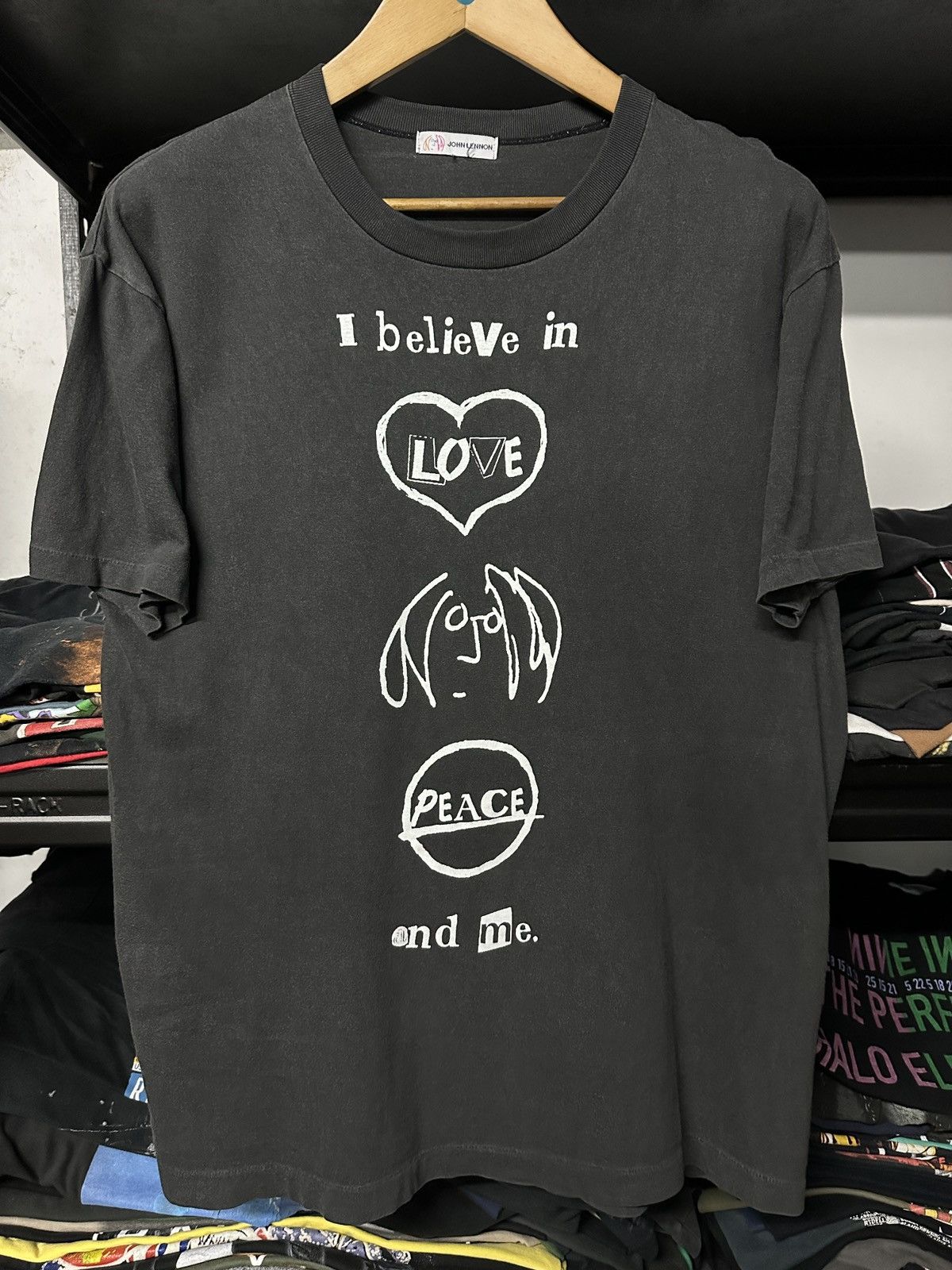 Band Tees × Vintage Vintage 90s John Lennon I Believe In And Me Faded Tee Size US L / EU 52-54 / 3 - 1 Thumbnail