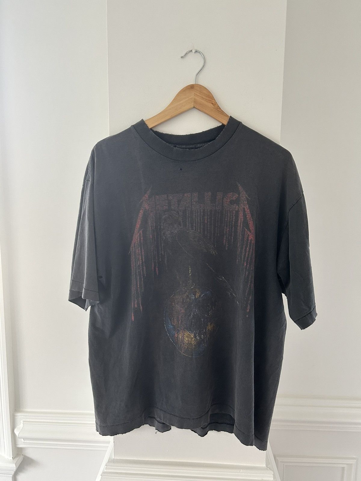 Metallica Metallica Eagle ‘94 Tour ORIGINAL T SHIRT THRASHED/REPAIRED Size US XL / EU 56 / 4 - 1 Thumbnail