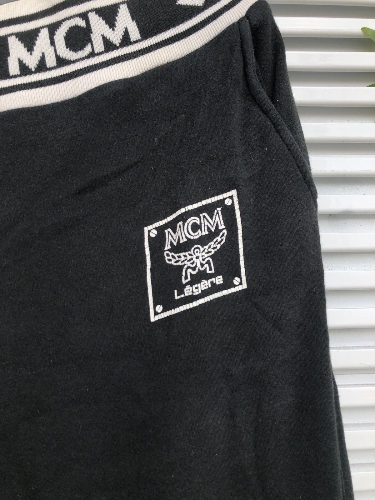 Japanese Brand Vintage MCM Monogram Sweatpants Size 32" / US 10 / IT 46 - 2 Thumbnail