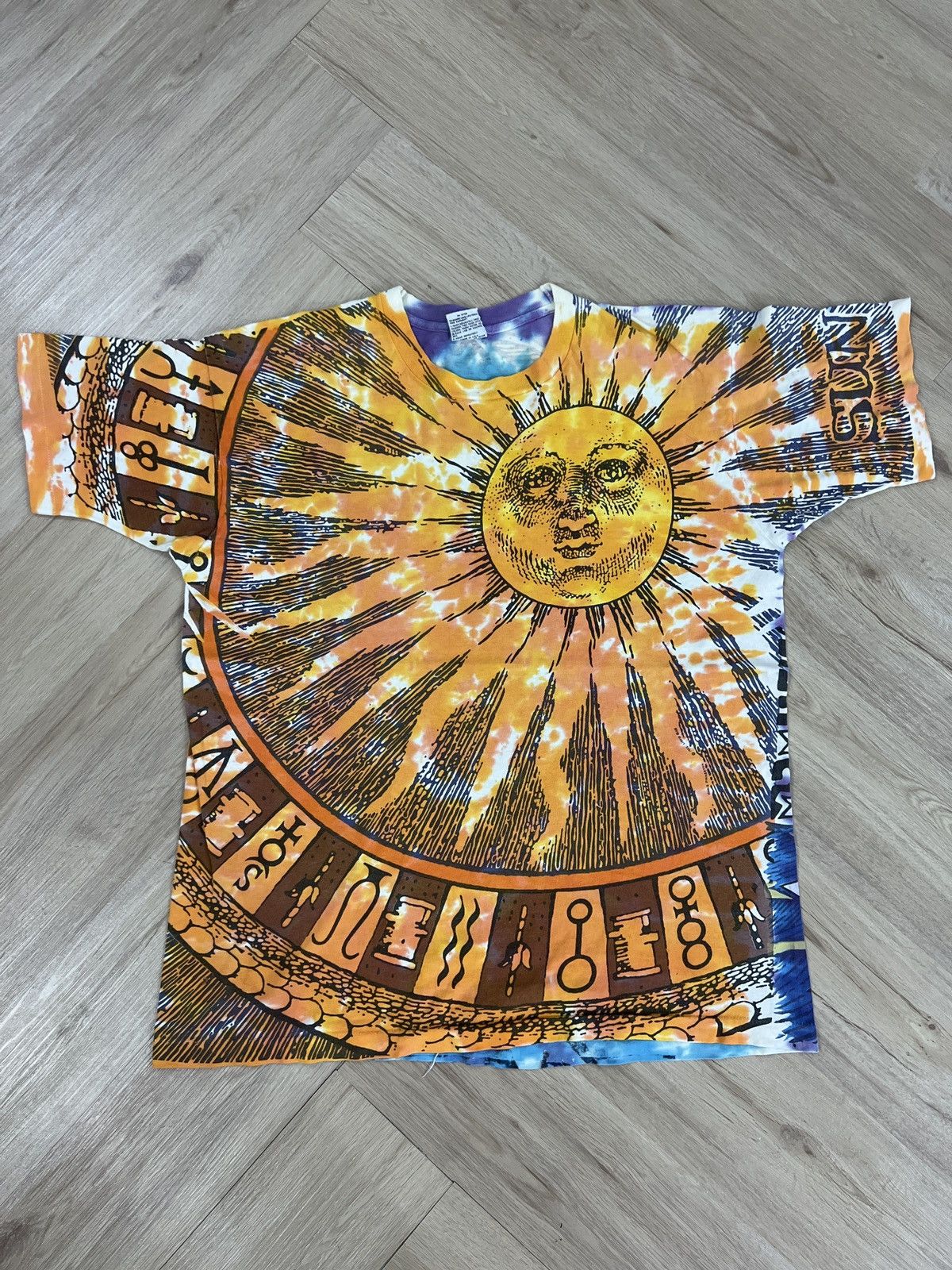 Vintage Liquid Blue Sun Moon 90s Shirt