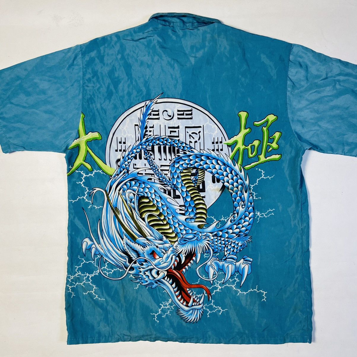 Japanese Brand 1990s JAPAN DRAGON OVERPRINTED RARE SHIRT - № 276 Size US XL / EU 56 / 4 - 7 Thumbnail
