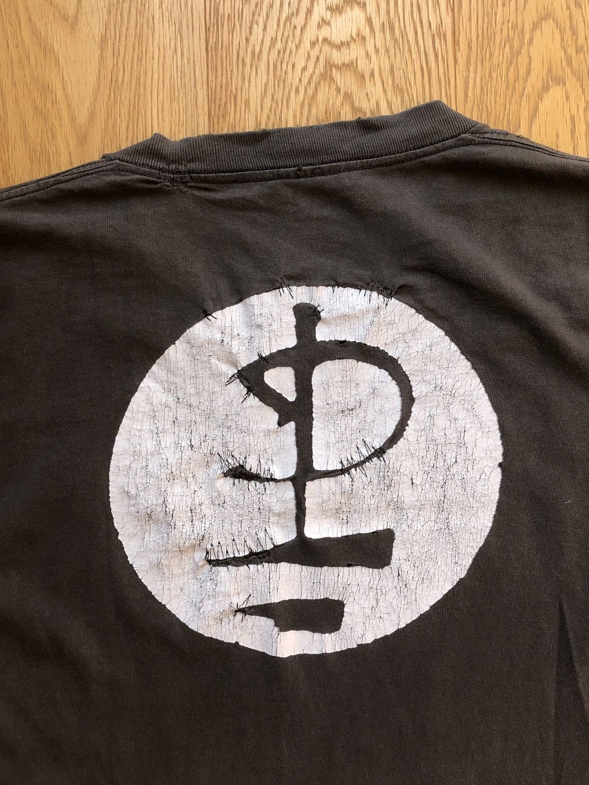 Vintage Vintage Pink Floyd Division Bell 1994 Brockum tee Size US XXL / EU 58 / 5 - 7 Thumbnail