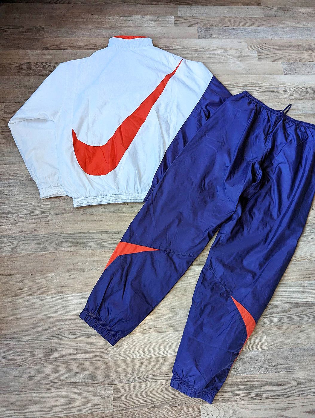 image of Nike Vintage 90's Big Swoosh Tracksuit Set Jacket Pants, Men's (Size Small)