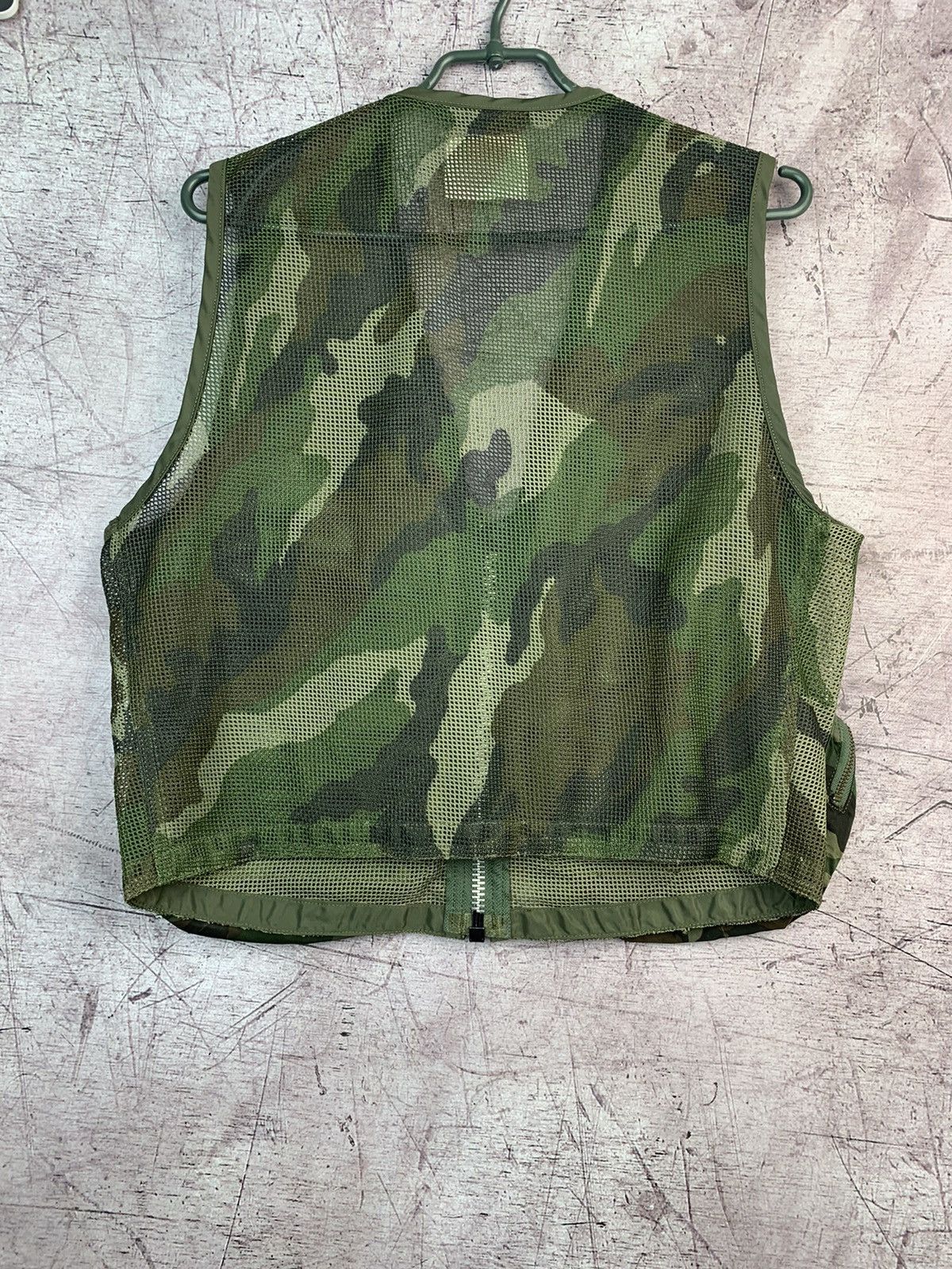 Vintage Vintage Camo Multi Pocket Hype Vest Jacket Size US M / EU 48-50 / 2 - 2 Thumbnail