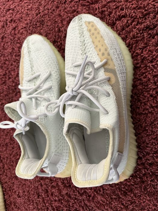 yeezy 350 v2 hyperspace on feet