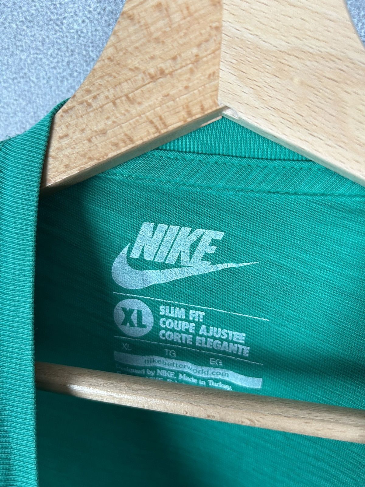 Nike Vintage Nike Brasil Soccer Football Graphic Tee Spellout Size US XL / EU 56 / 4 - 5 Thumbnail