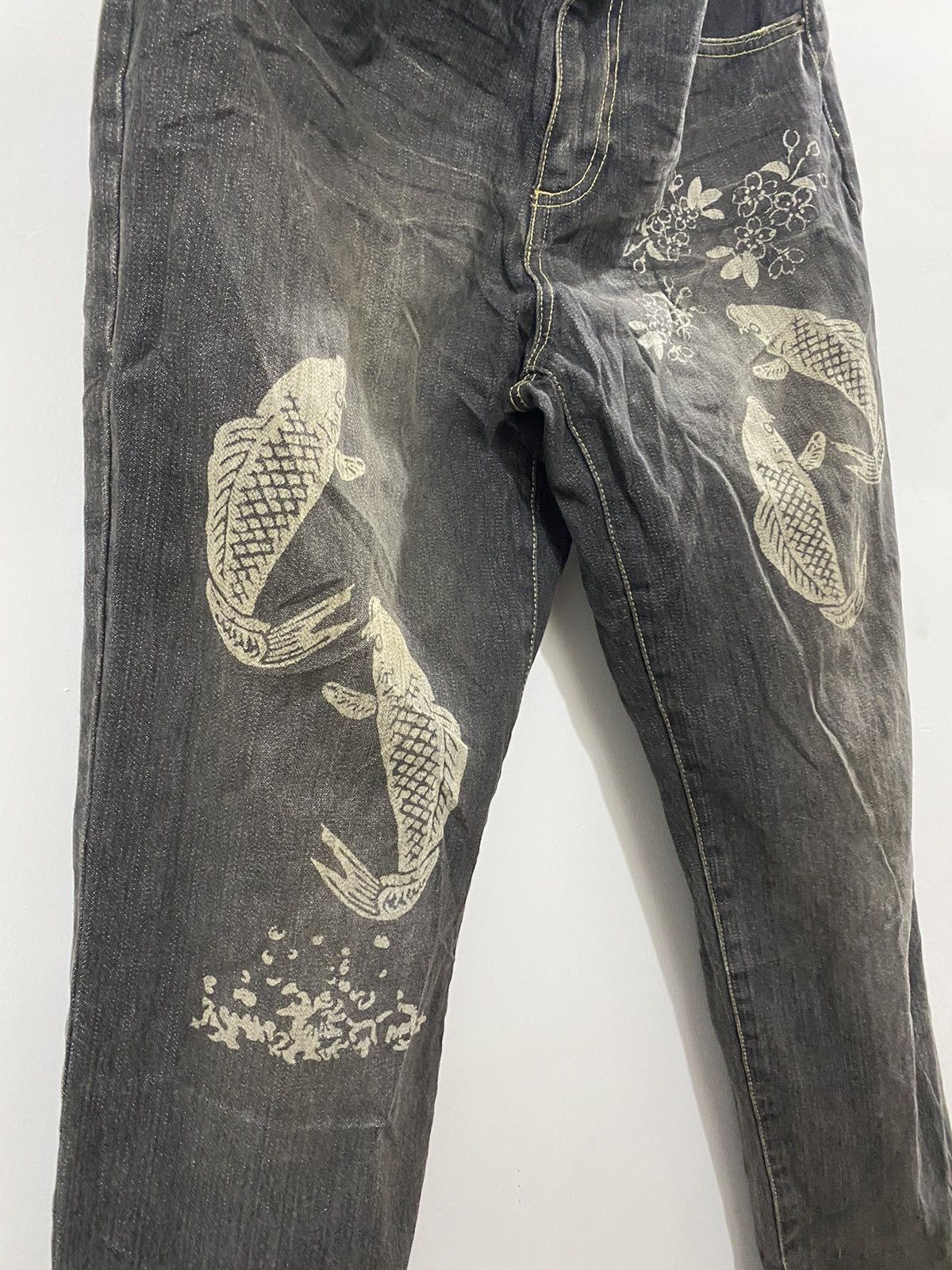 Japanese Brand Vintage Karakuri American Rapper Jeans Print Koi Fish Size US 31 - 3 Thumbnail