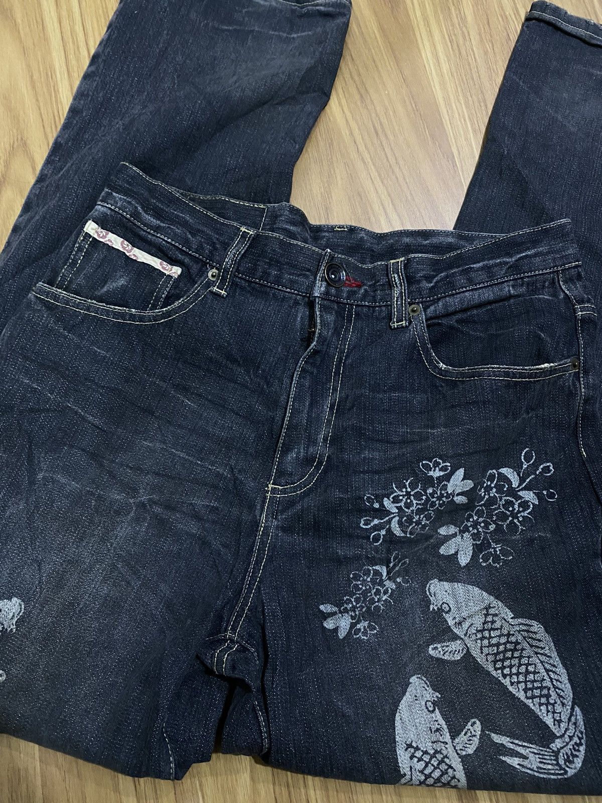 Japanese Brand Vintage Karakuri American Rapper Jeans Print Koi Fish Size US 31 - 14 Thumbnail