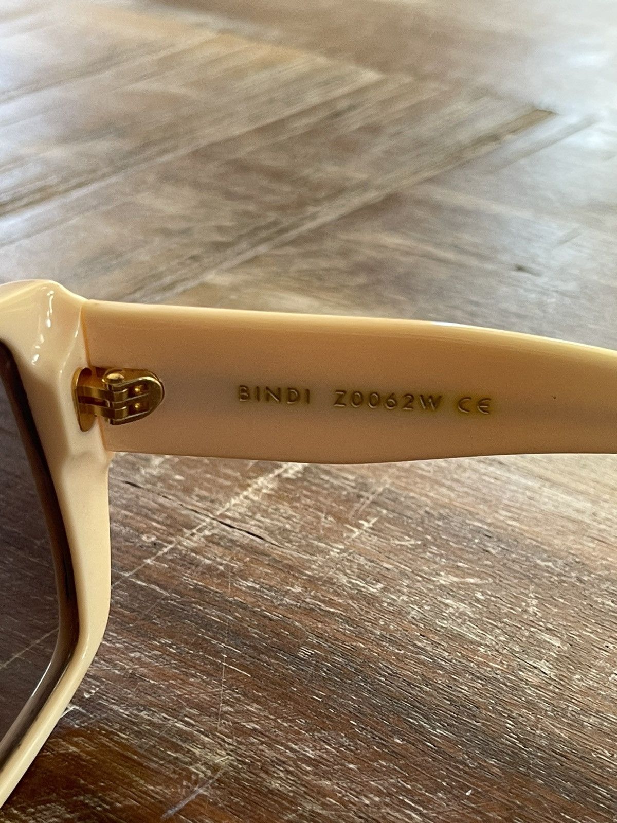 Louis Vuitton *GRAIL* Louis Vuitton FW2006 Bindi Peridot Sunglasses Size ONE SIZE - 5 Thumbnail