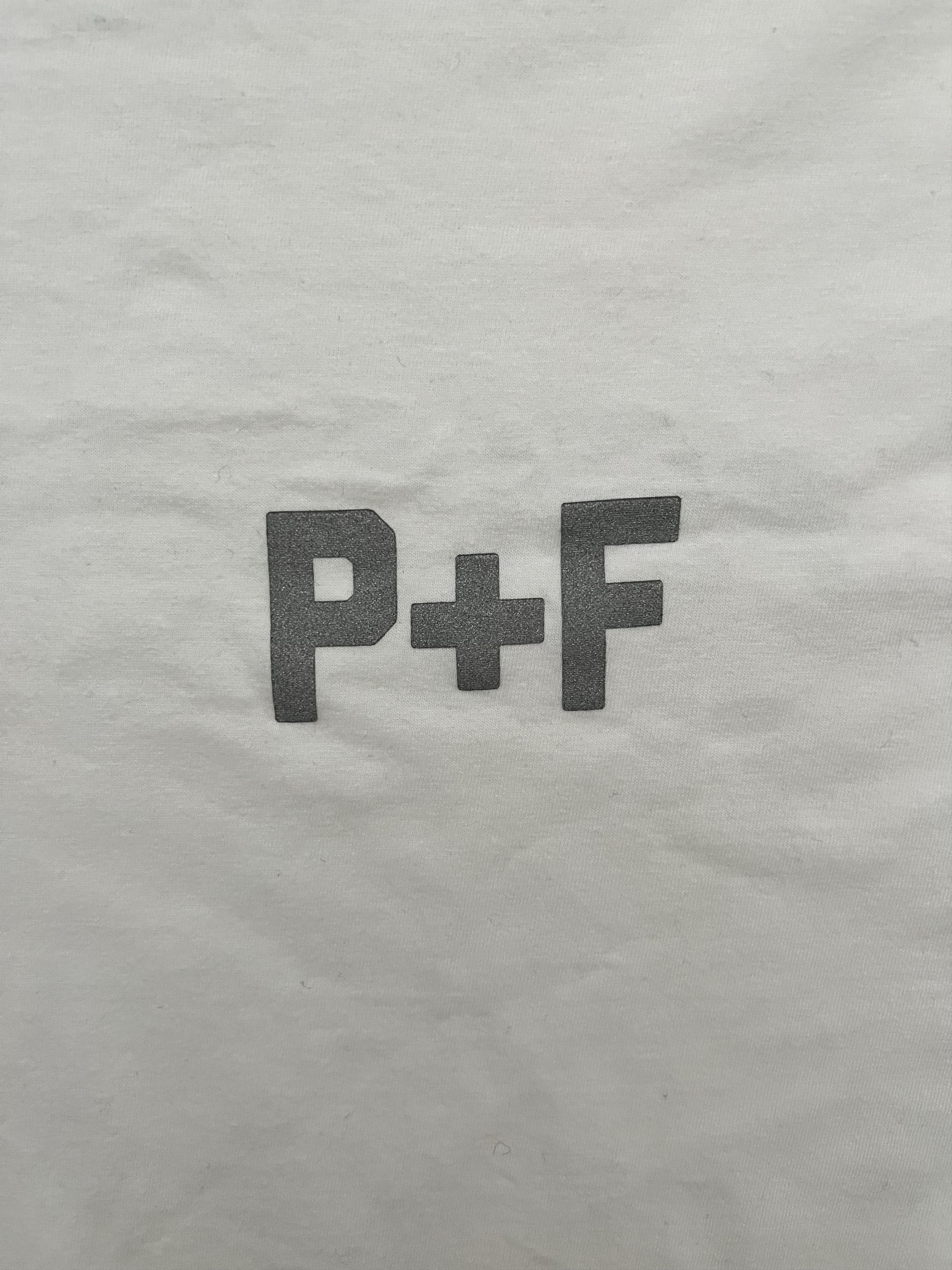 Places + Faces 💚 Places + Faces White Logo Tee Large Size US L / EU 52-54 / 3 - 4 Thumbnail