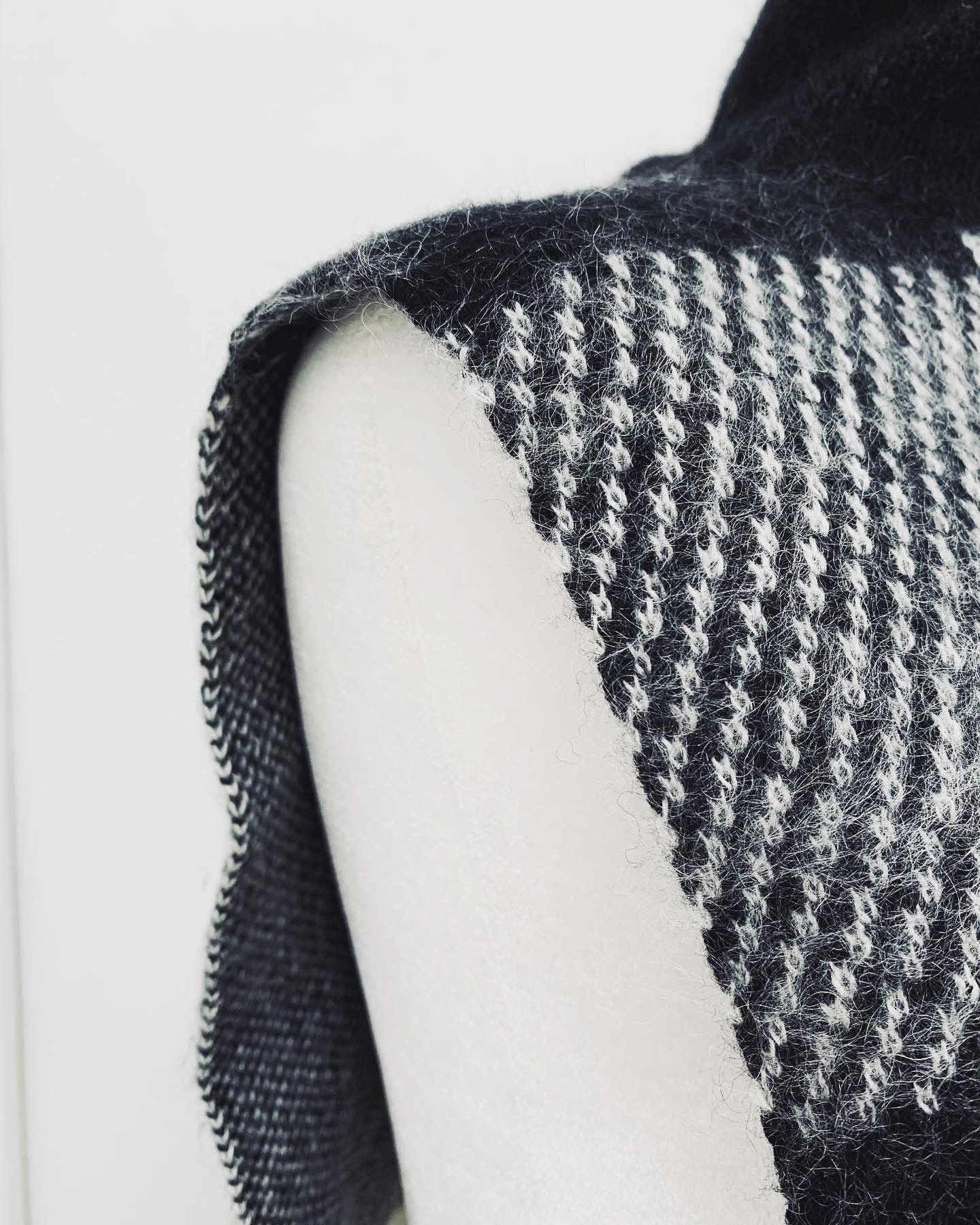 Helmut Lang NWOT Check-Block Jacquard Wool Blend Turtleneck Dickey Size ONE SIZE - 3 Thumbnail