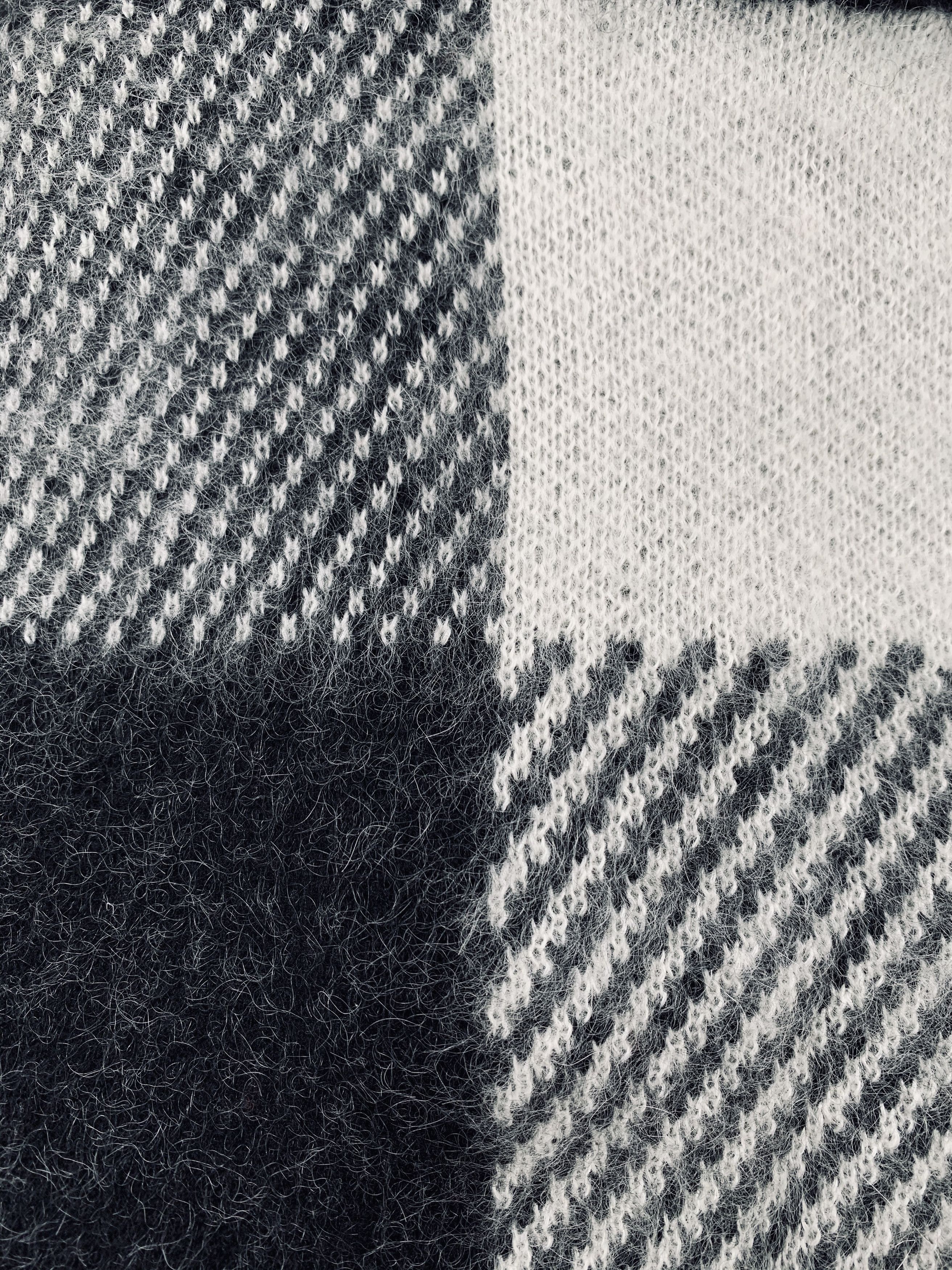 Helmut Lang NWOT Check-Block Jacquard Wool Blend Turtleneck Dickey Size ONE SIZE - 9 Thumbnail