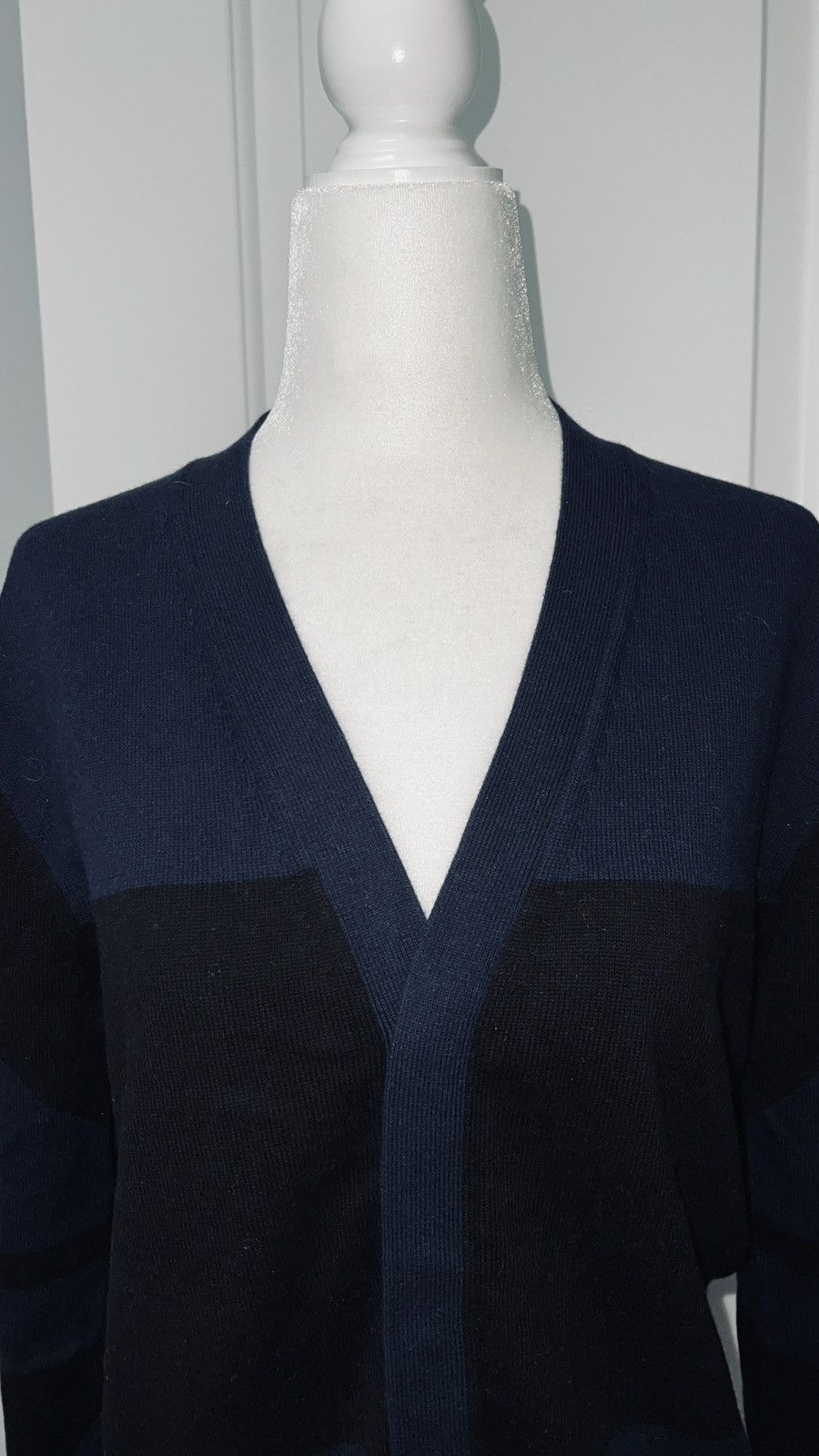 Helmut Lang NWOT Color Block Graphic Sweater Cardigan w/front pockets Size US S / EU 44-46 / 1 - 2 Thumbnail