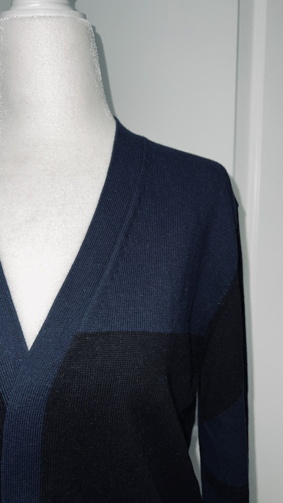 Helmut Lang NWOT Color Block Graphic Sweater Cardigan w/front pockets Size US S / EU 44-46 / 1 - 7 Thumbnail