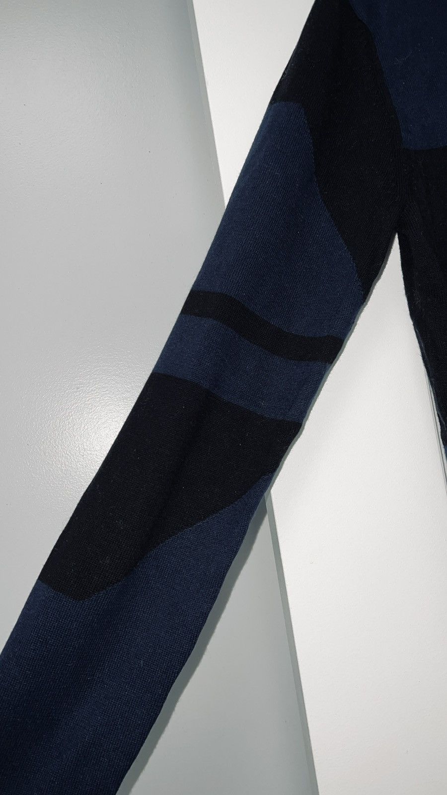 Helmut Lang NWOT Color Block Graphic Sweater Cardigan w/front pockets Size US S / EU 44-46 / 1 - 12 Thumbnail