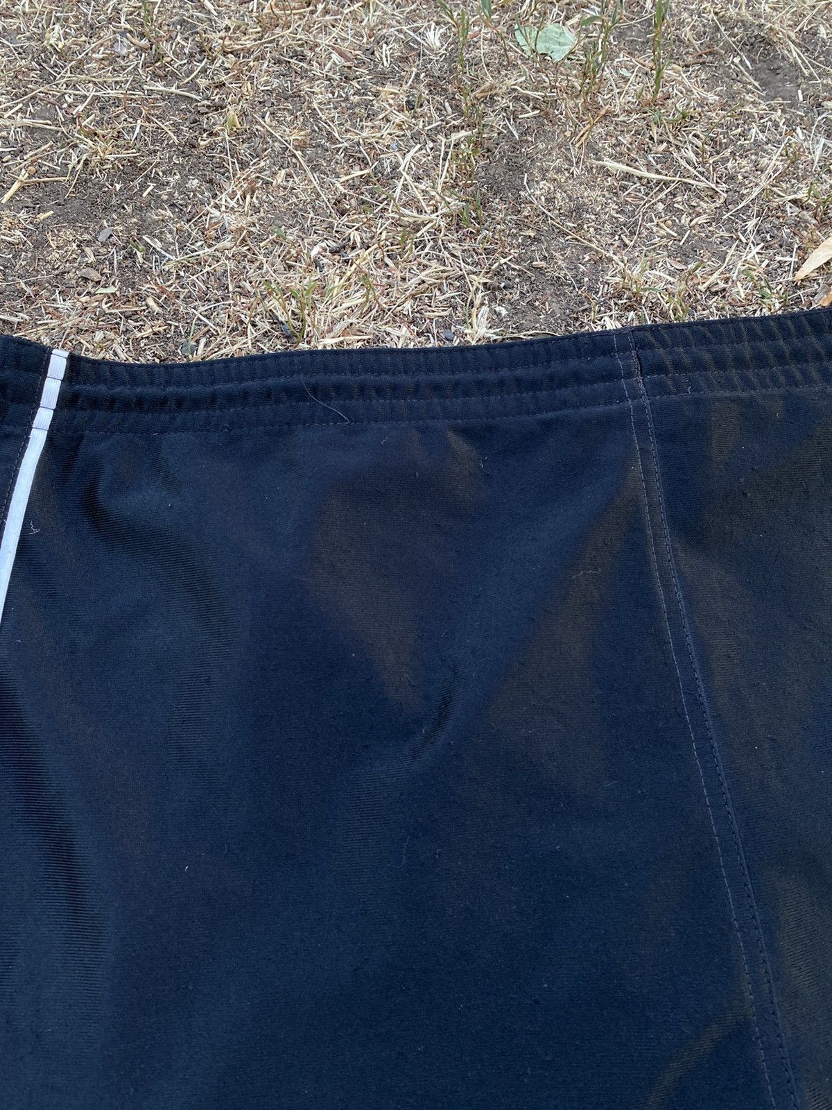 Nike Vintage Nike shorts streetwear swoosh casual y2k size M Size US 32 / EU 48 - 3 Thumbnail