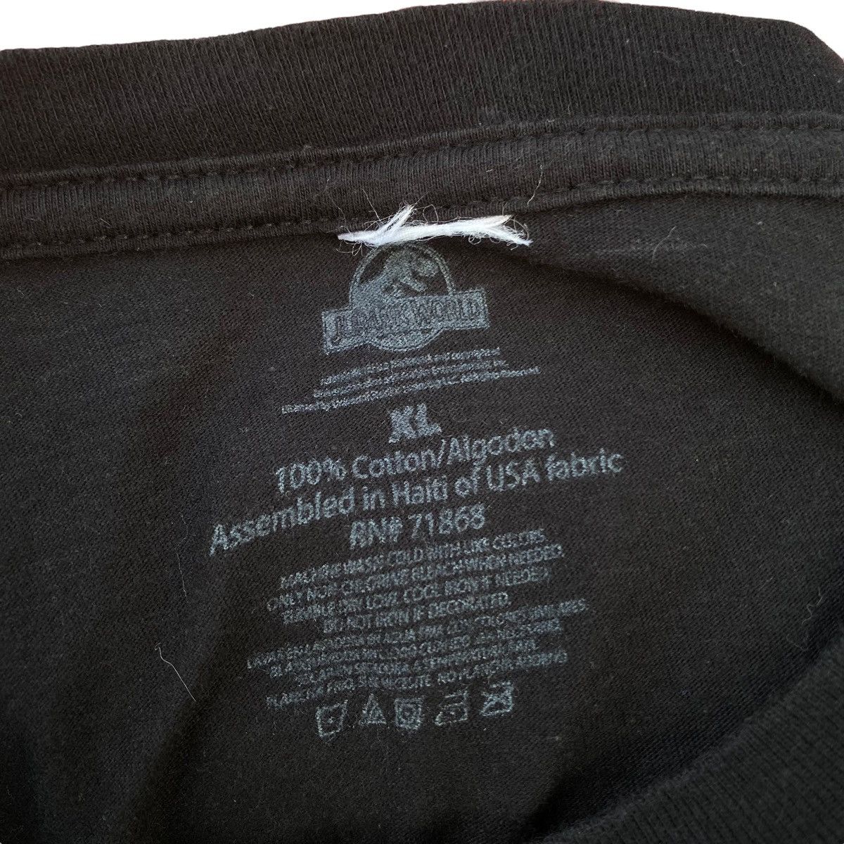 Vintage Jurassic World T Rek Big Print Vintage Shirt. #W Size US XL / EU 56 / 4 - 4 Thumbnail